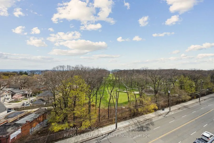 1400 Kingston Road, #307