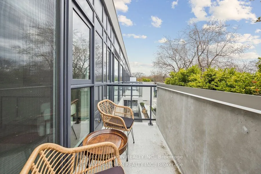 1400 Kingston Road, #307