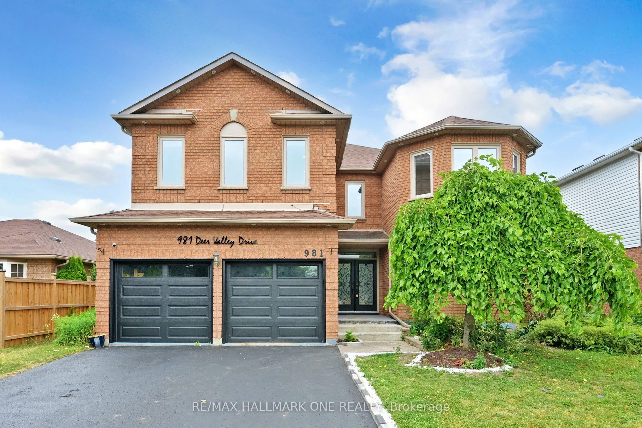 981 Deer Valley Drive