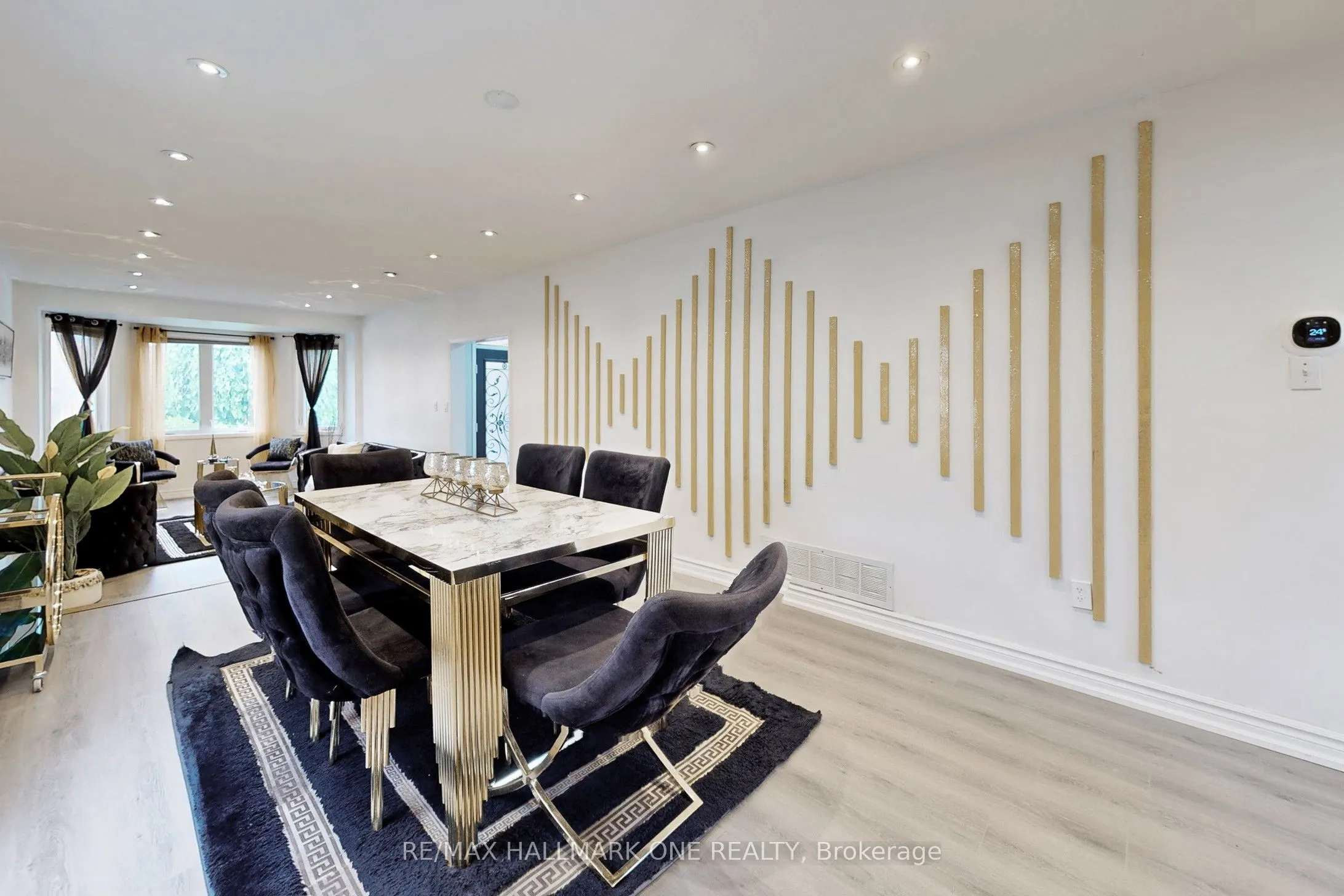 981 Deer Valley Drive