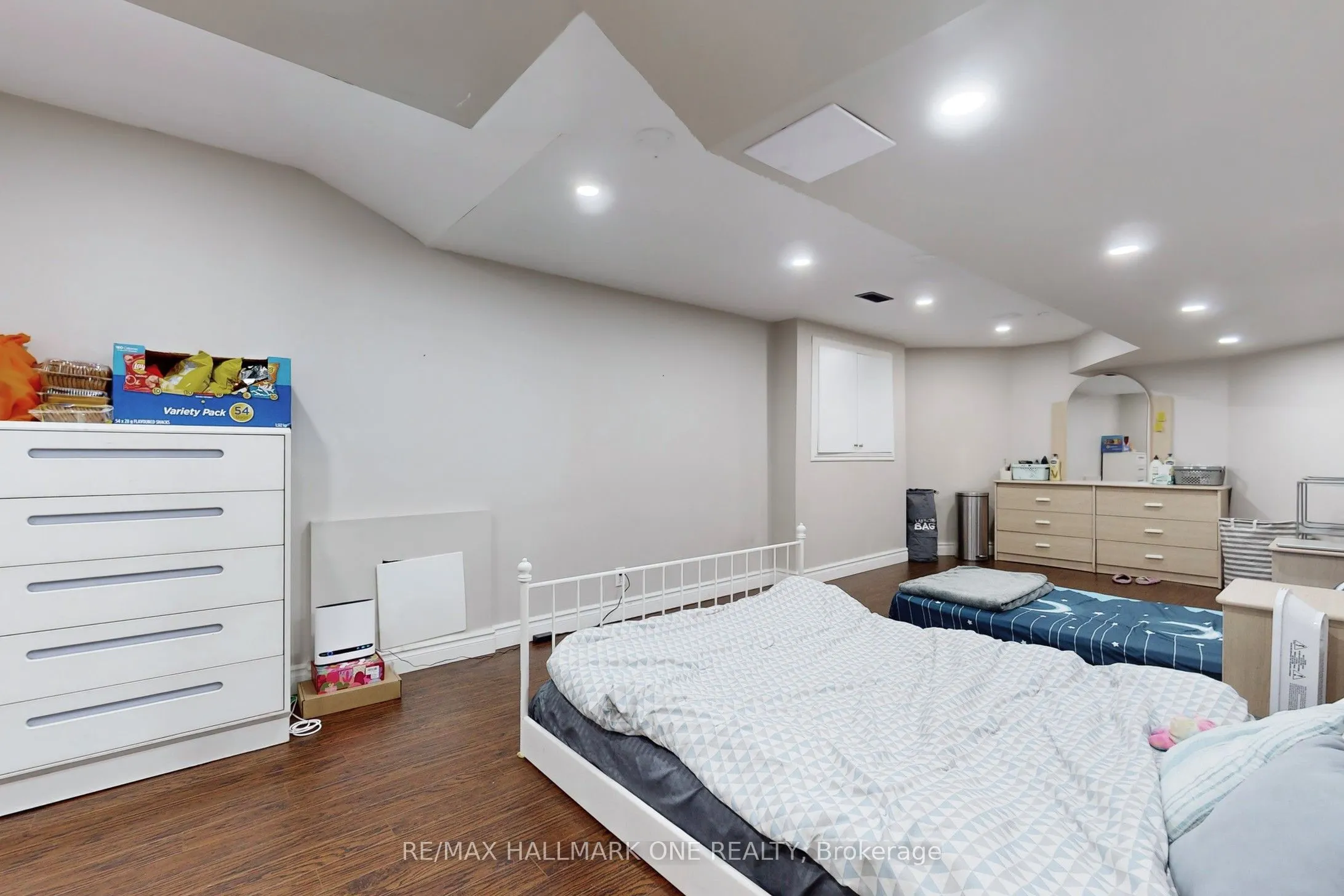 981 Deer Valley Drive