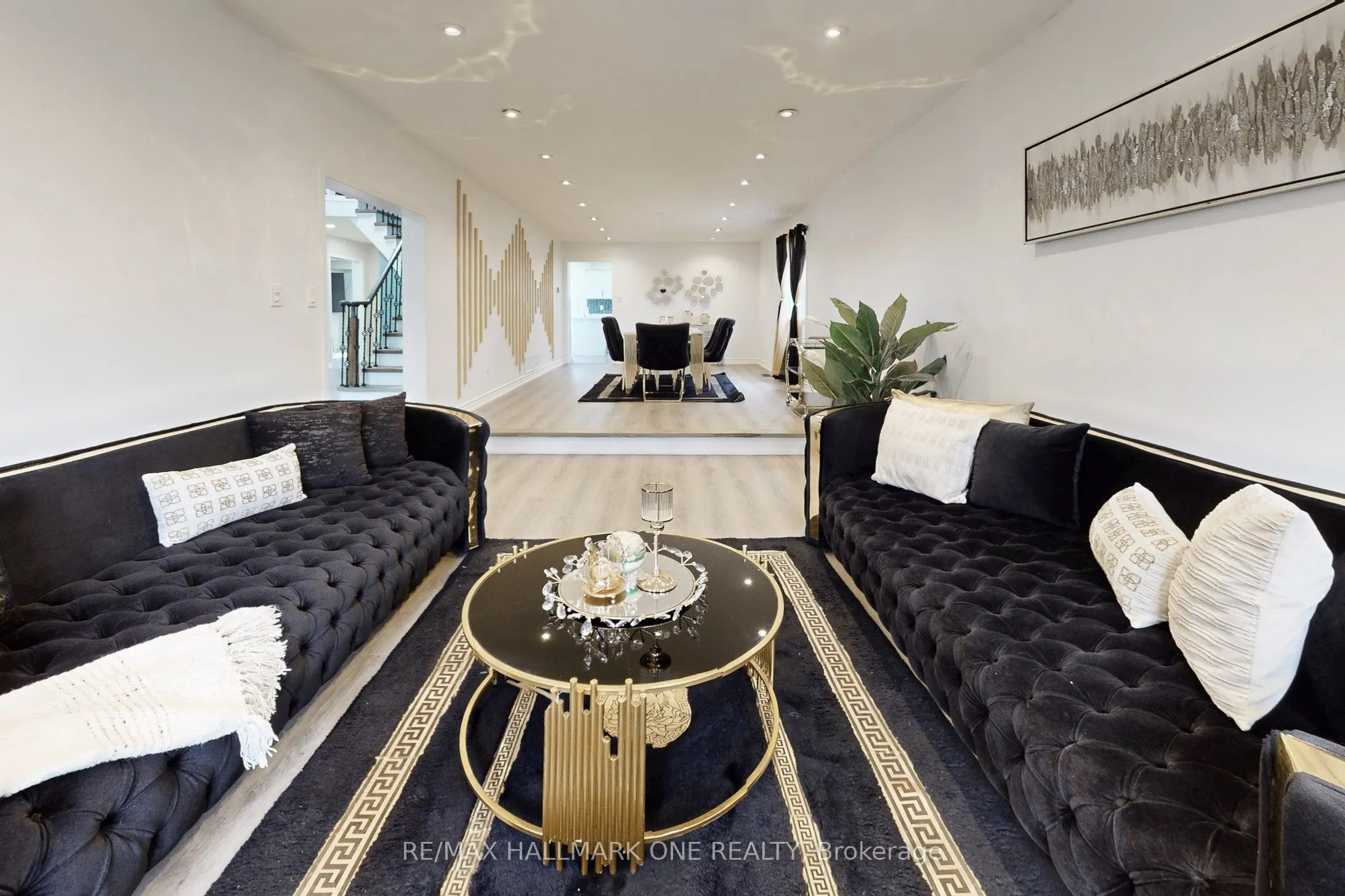 981 Deer Valley Drive