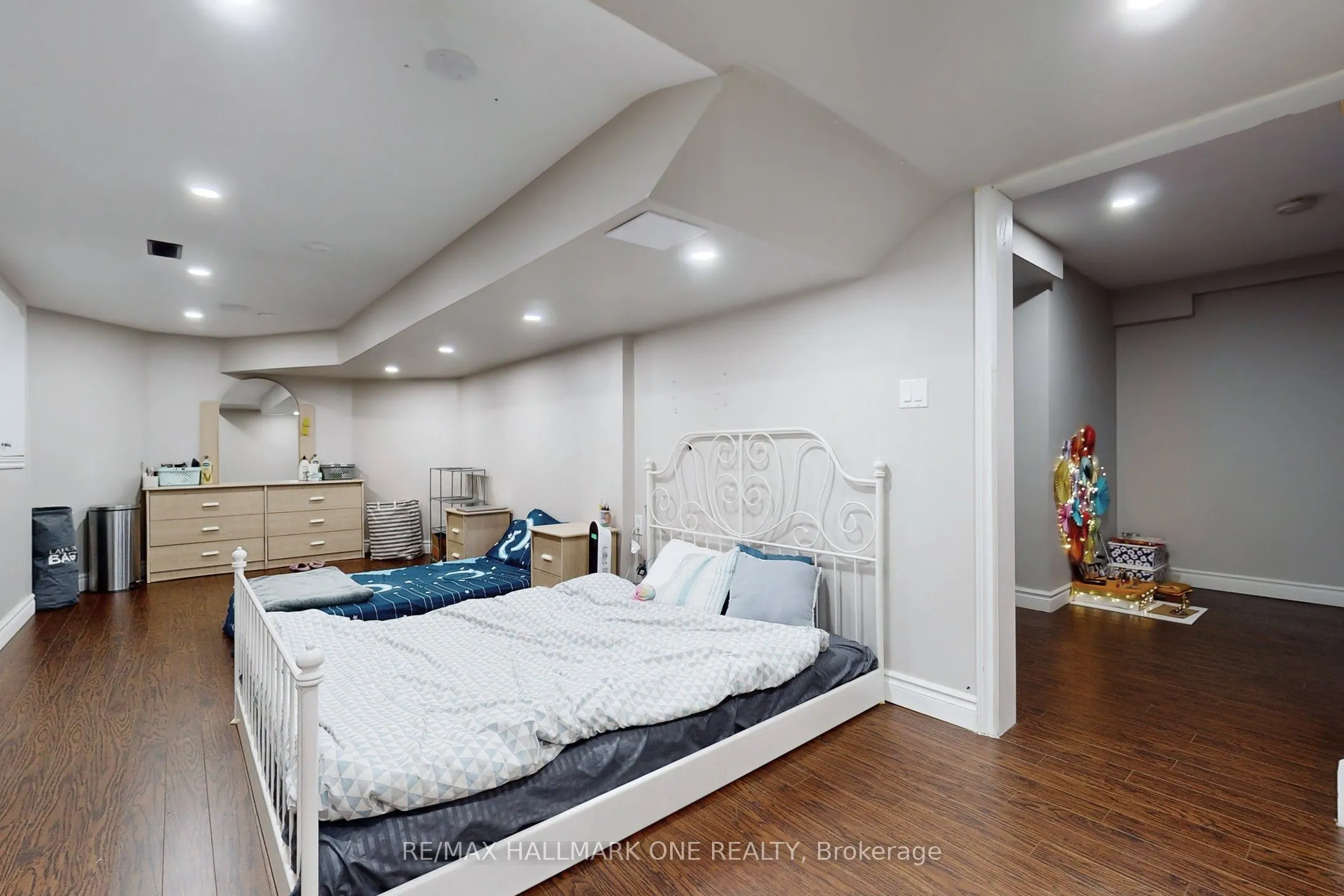 981 Deer Valley Drive