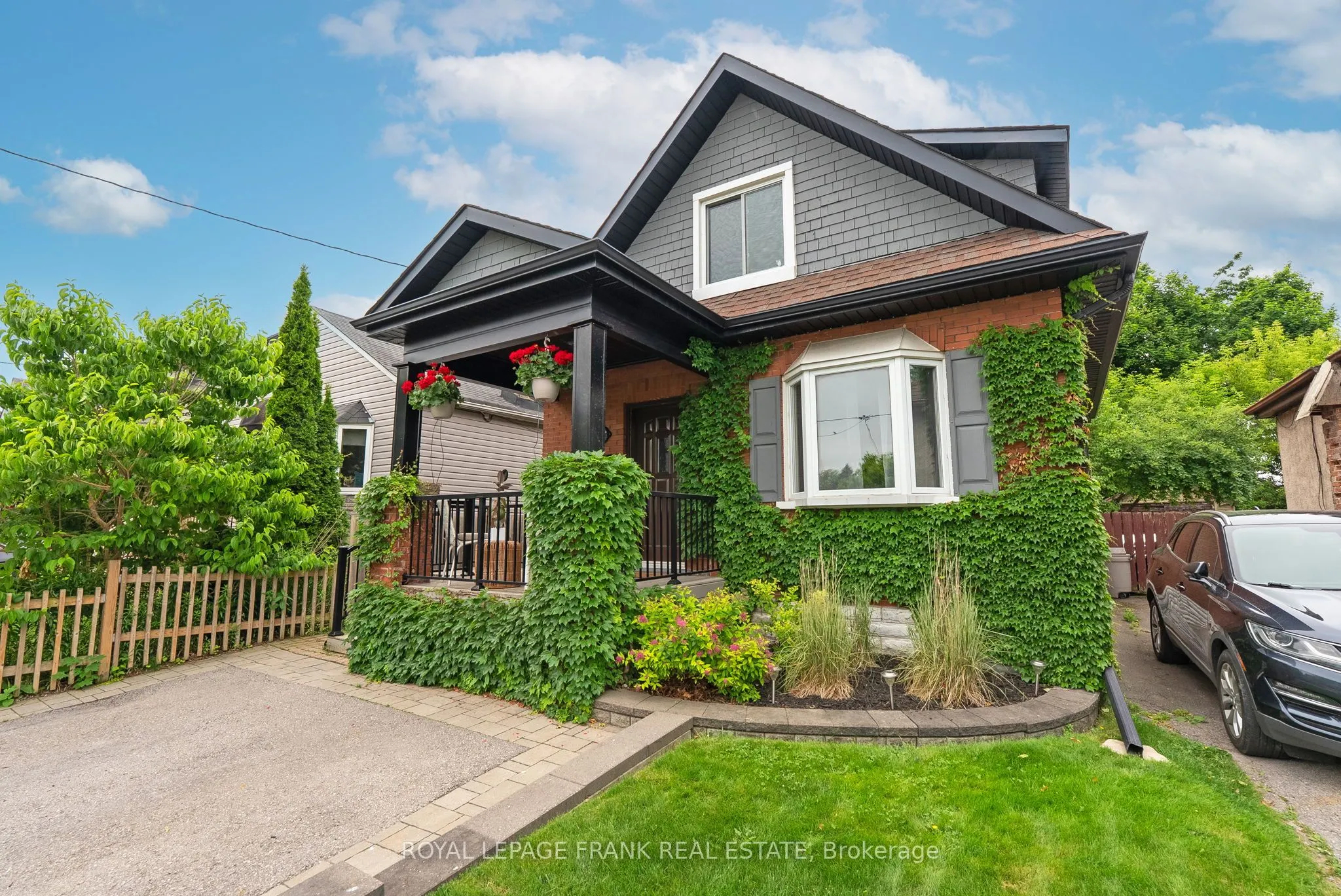168 Roxborough Avenue