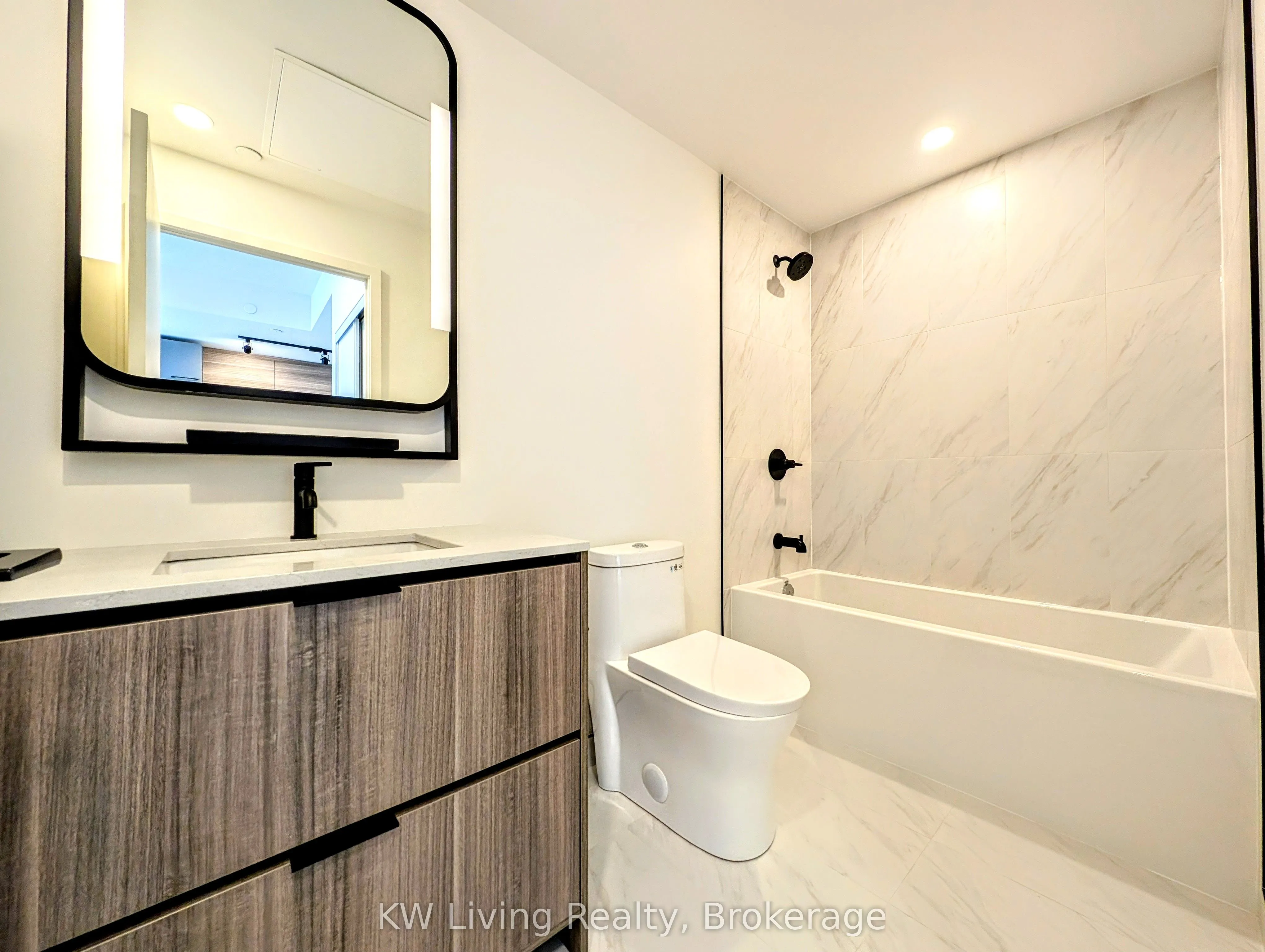 1050 Eastern Avenue, #519