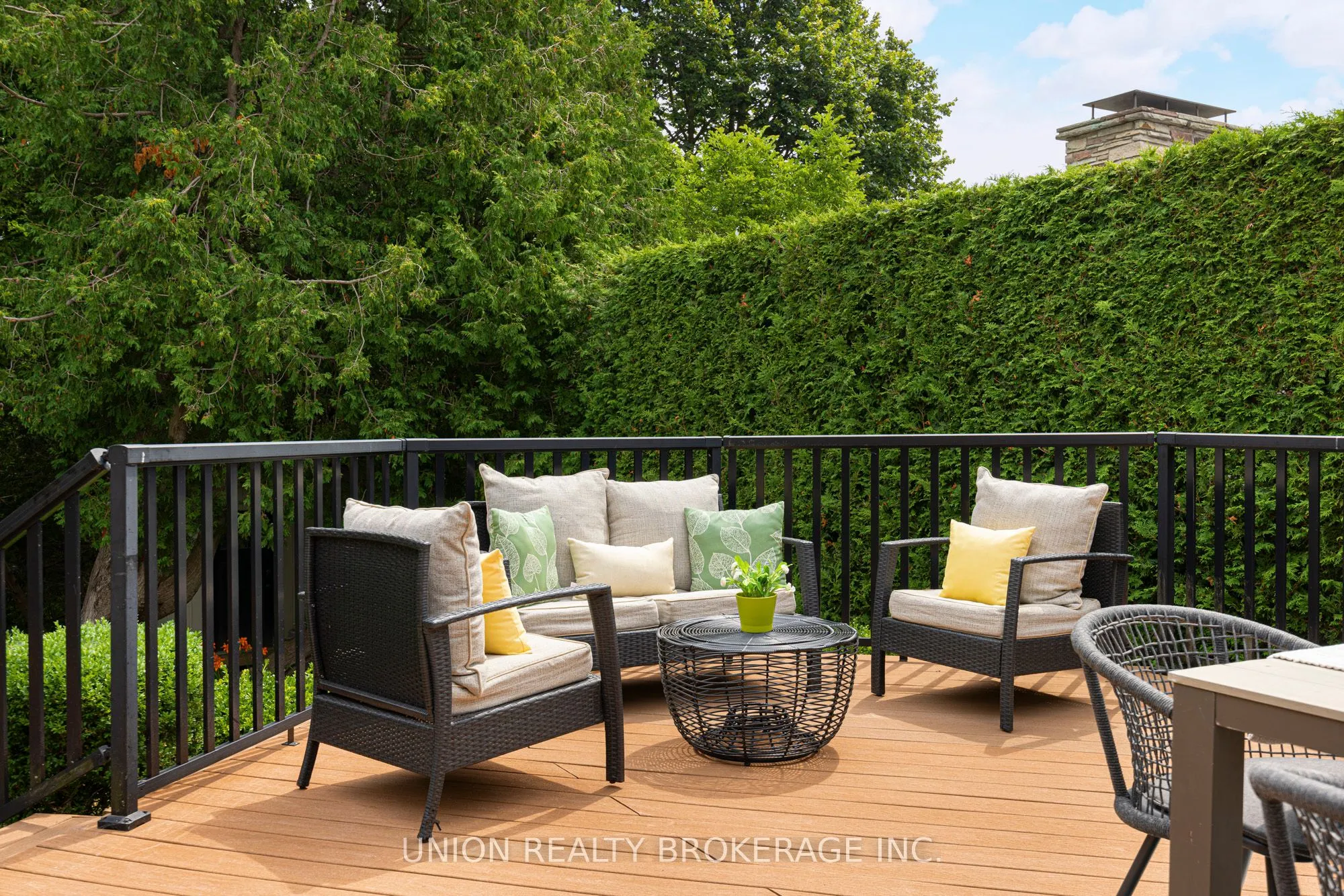787 Glenmanor Drive