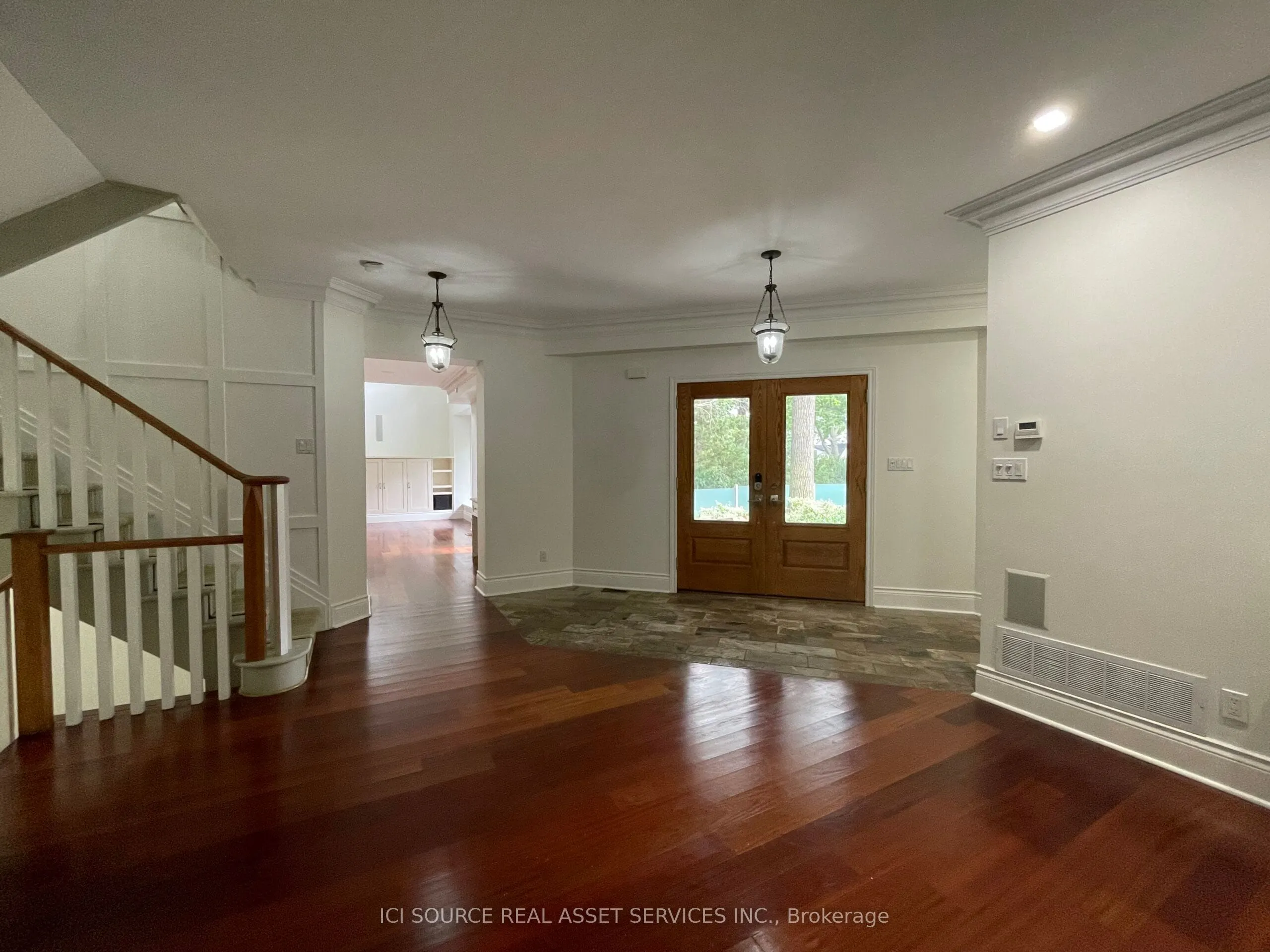 163 Silver Birch Avenue