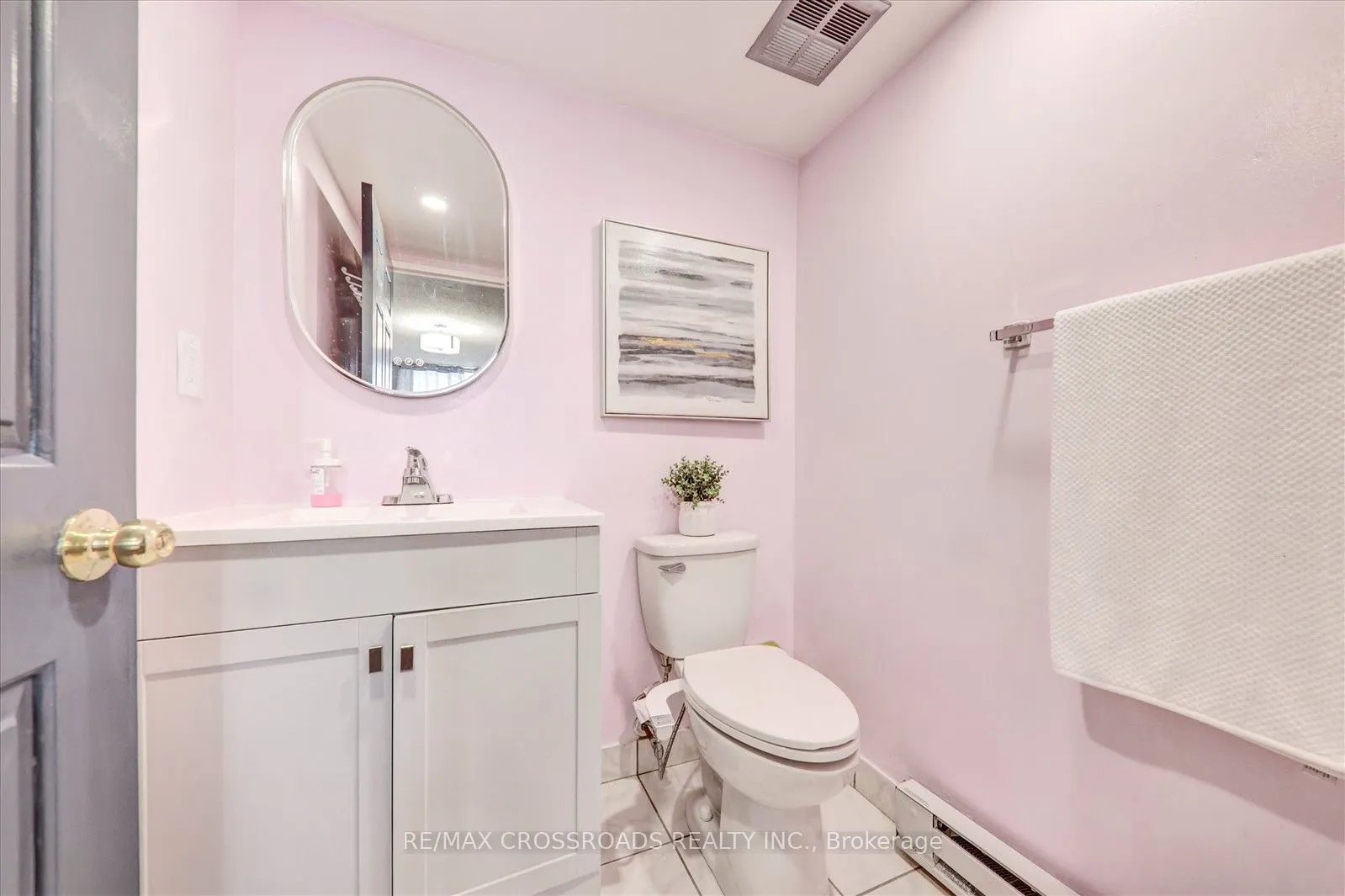 10 Tapscott Road, #409