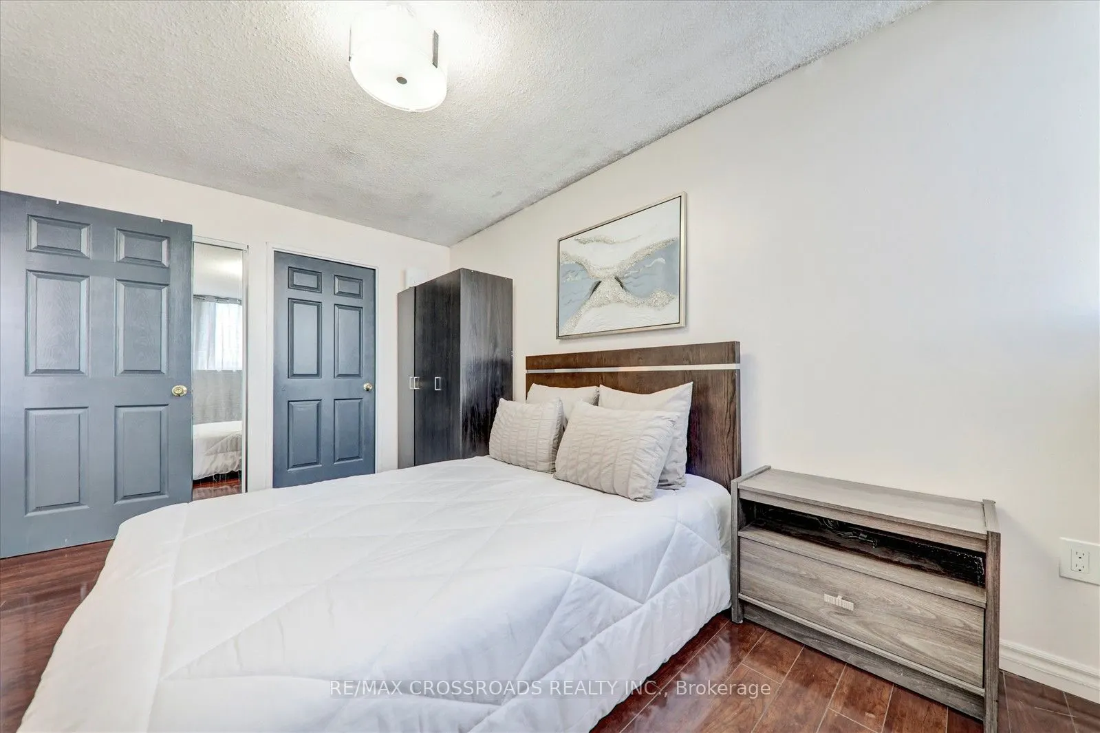 10 Tapscott Road, #409