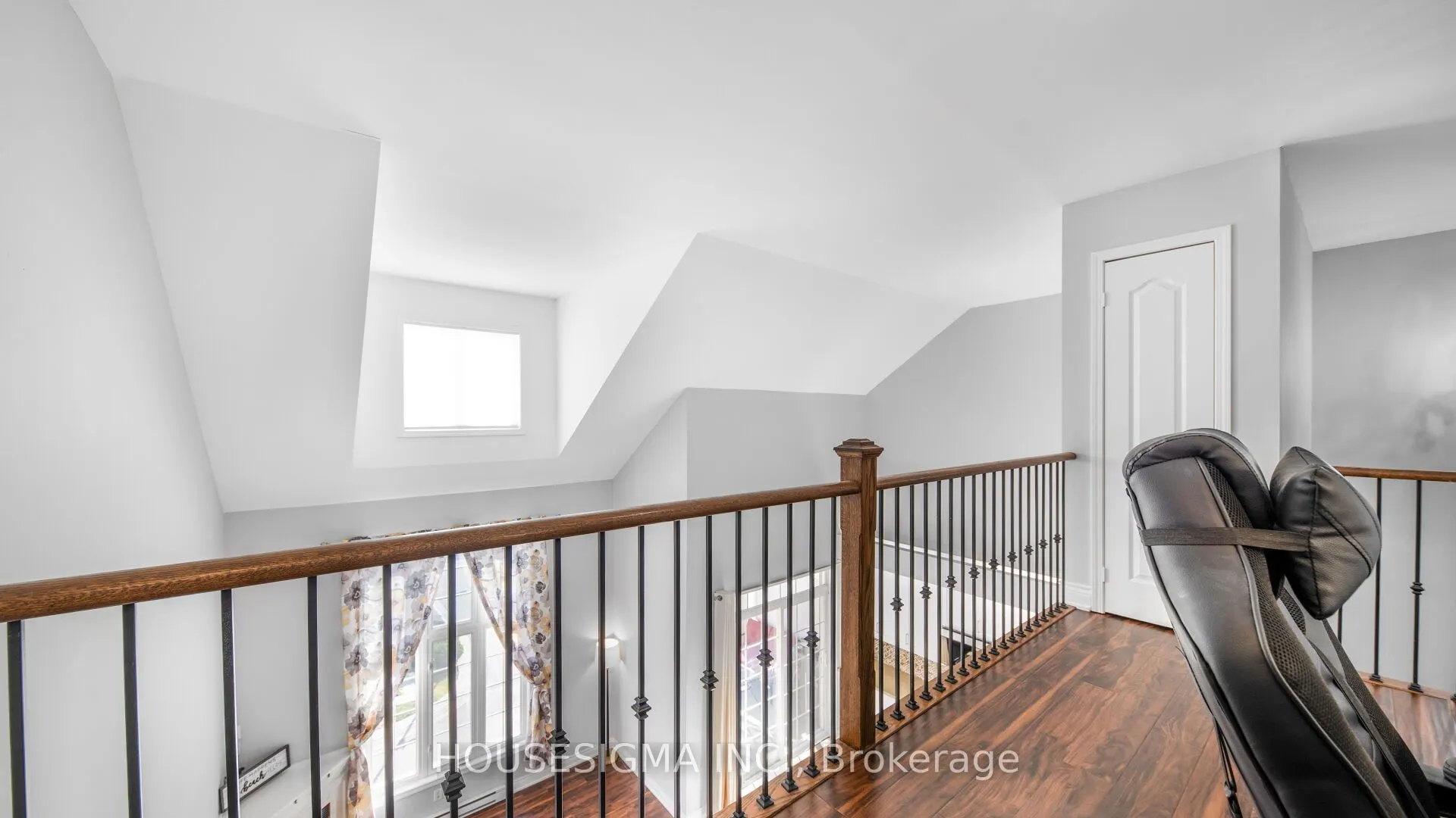 18 Lovegrove Lane #24