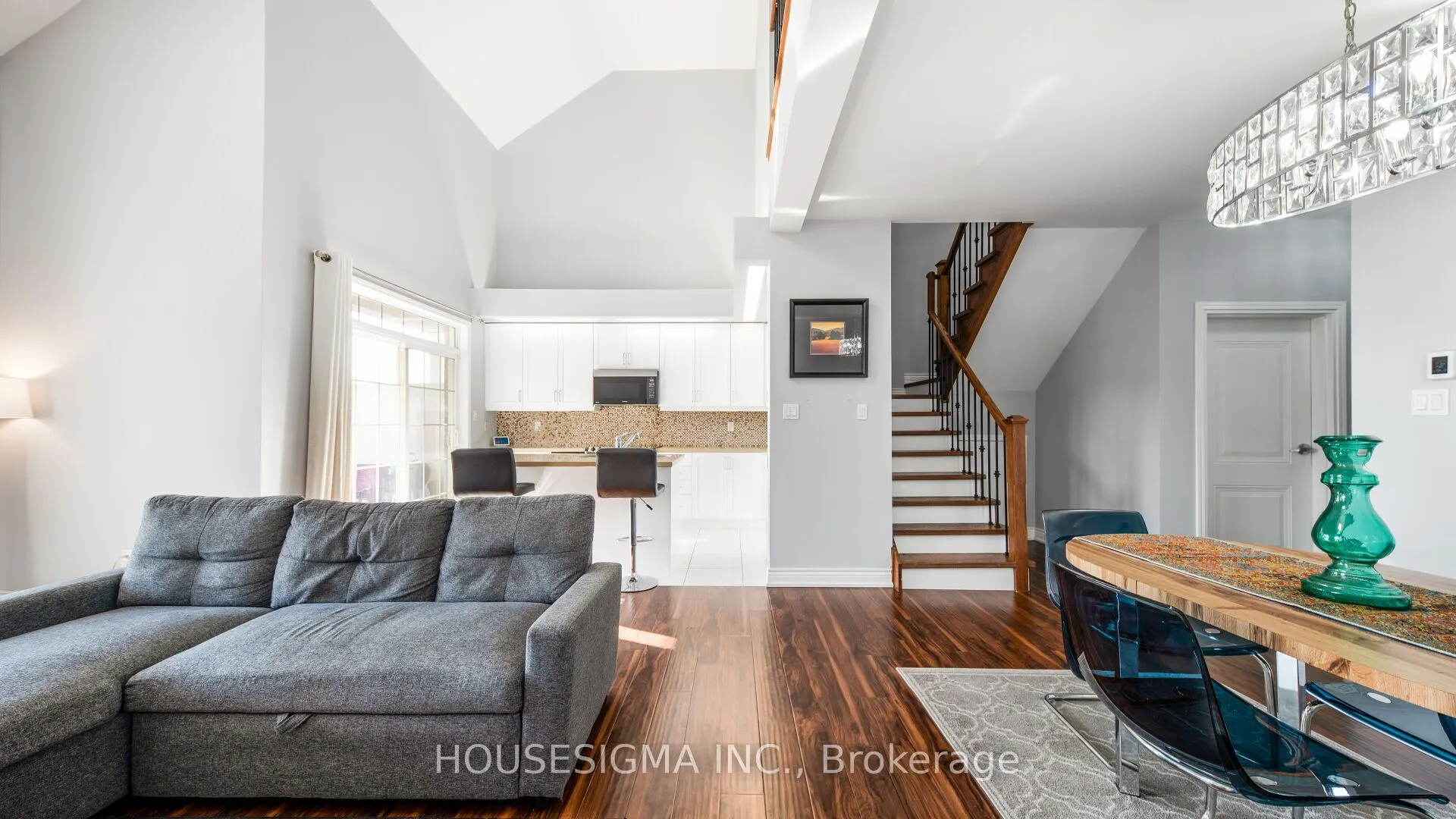 18 Lovegrove Lane #24