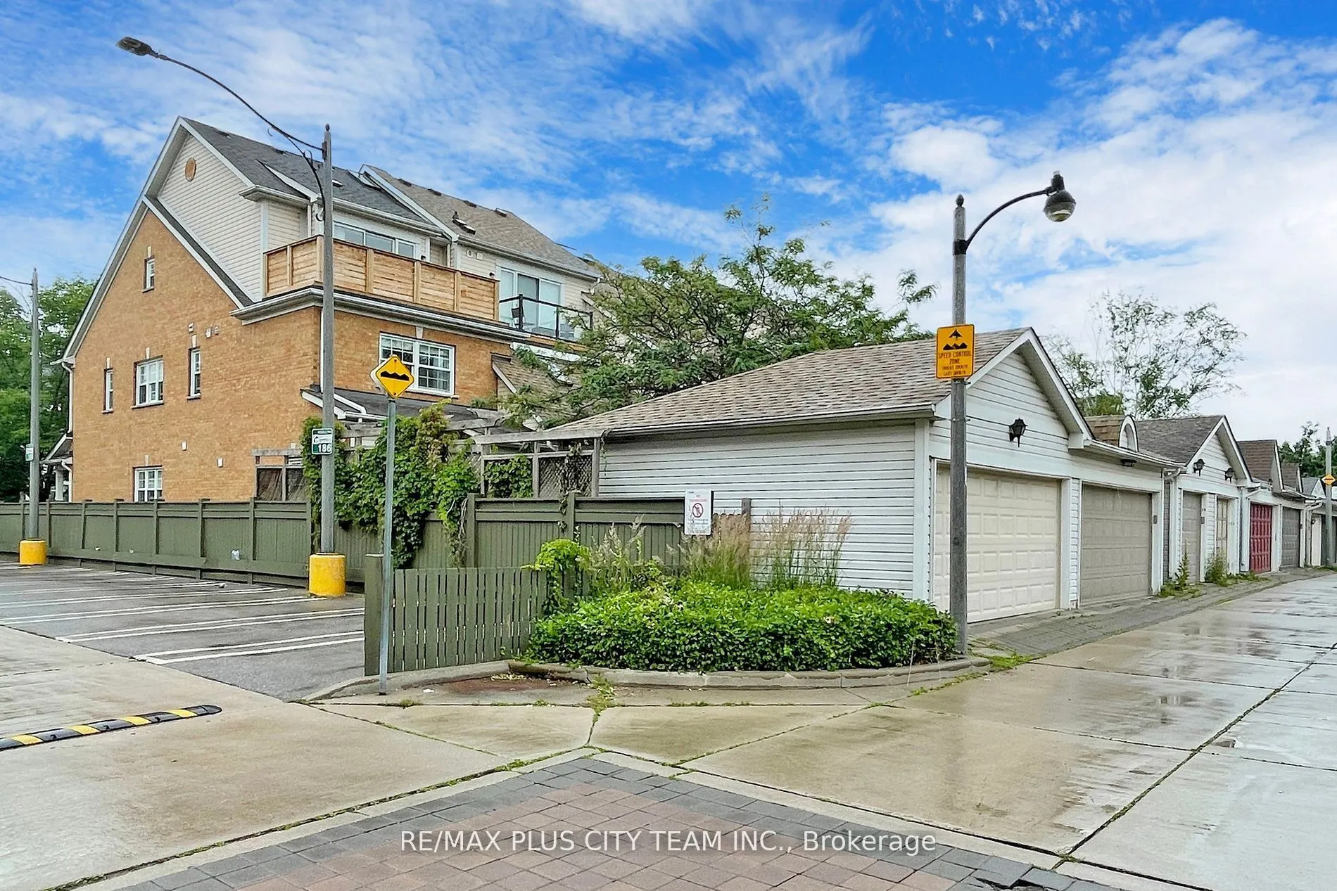 112 Sarah Ashbridge Avenue