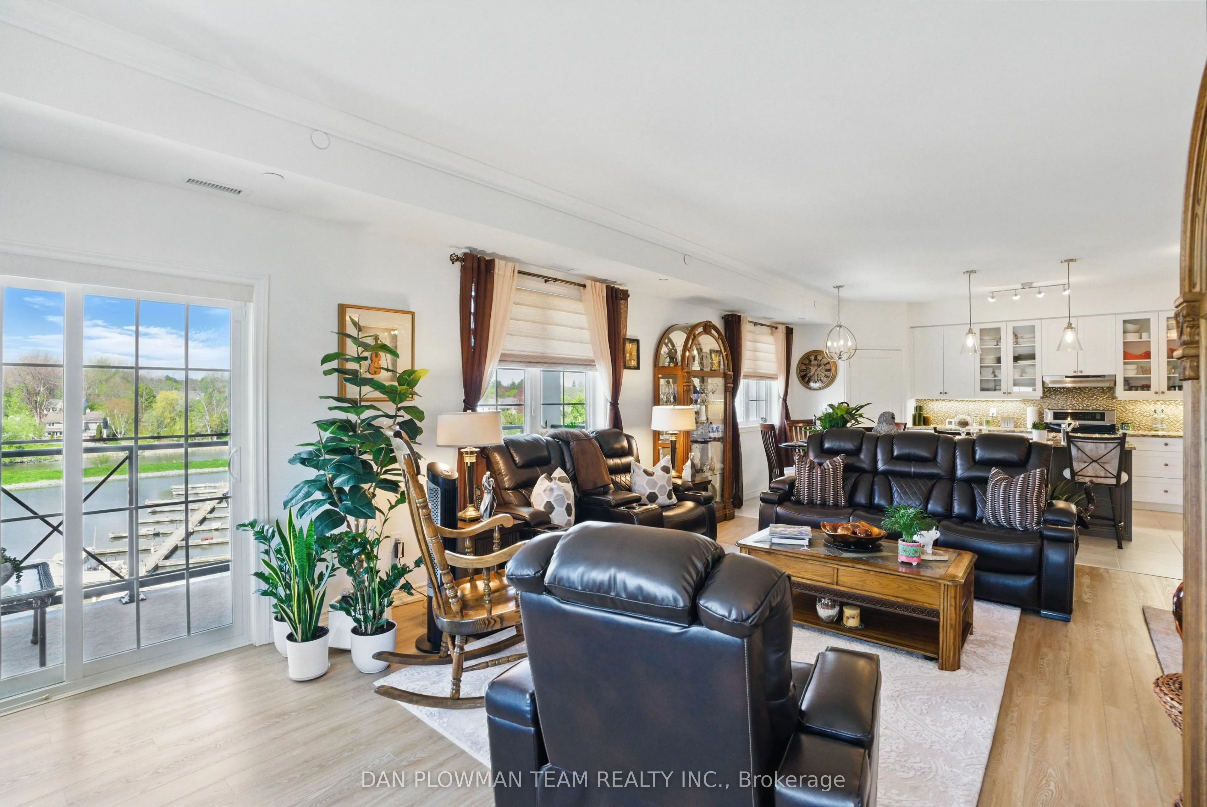 70 Shipway Avenue, #405