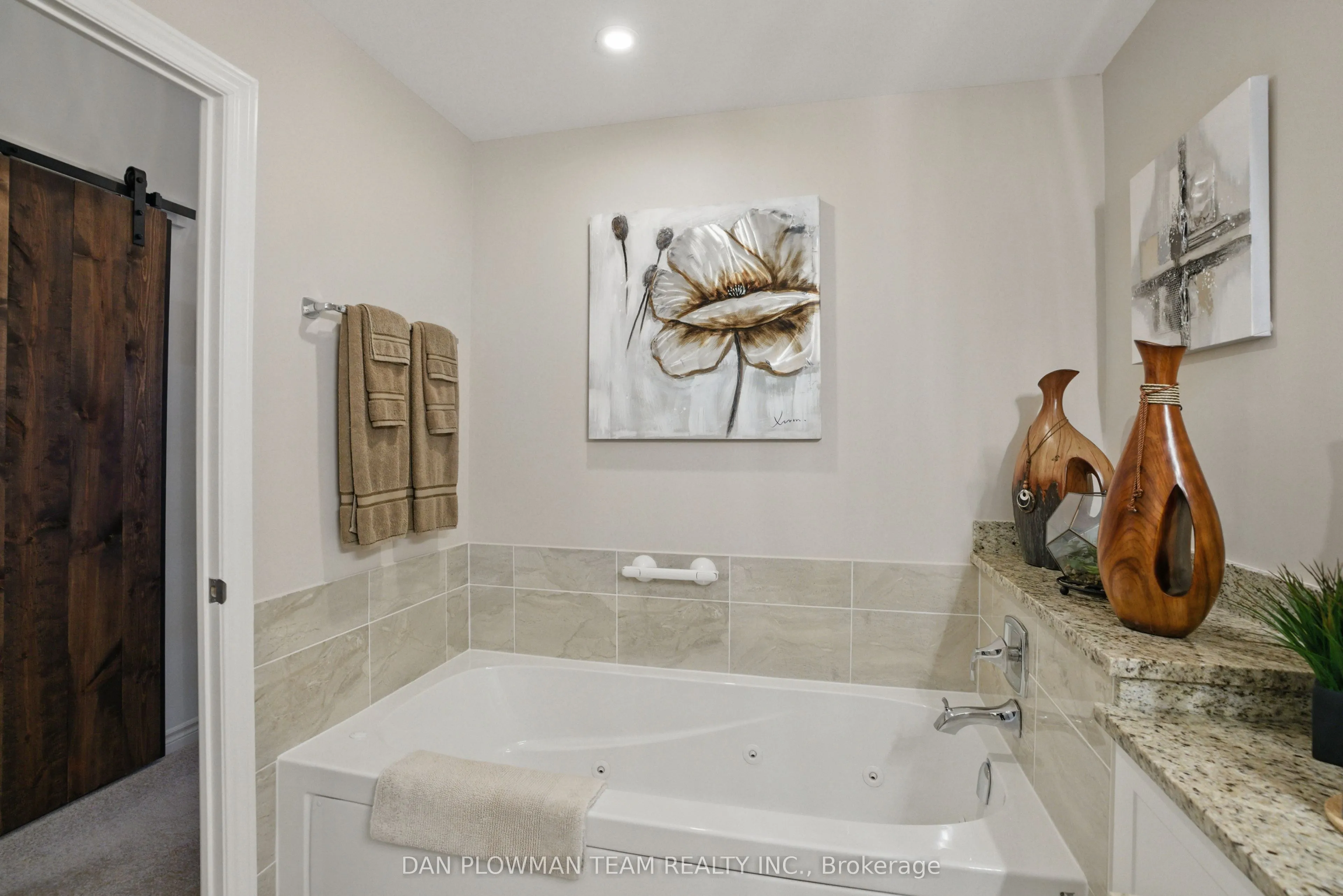 70 Shipway Avenue, #405