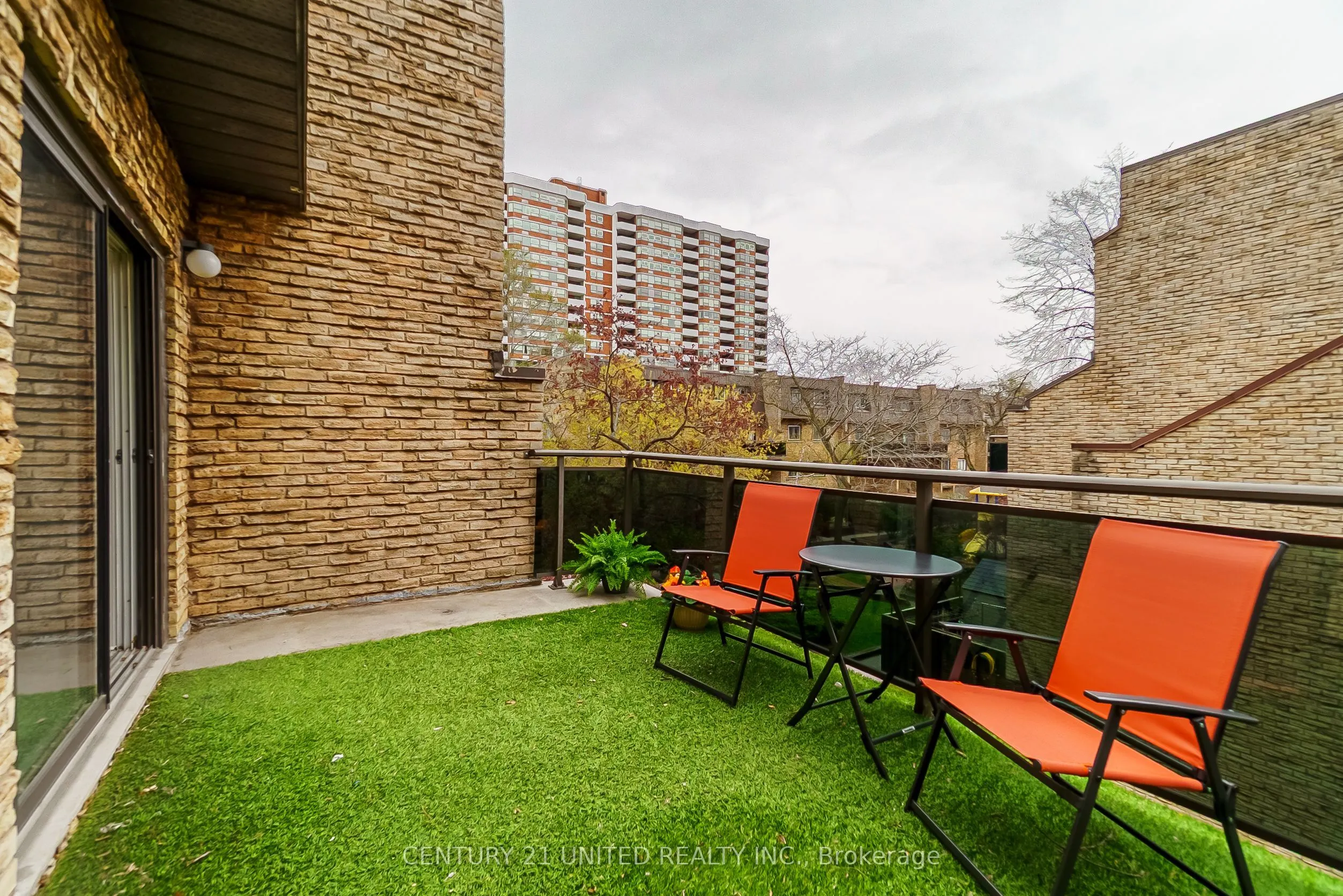 140 Ling Road, #101