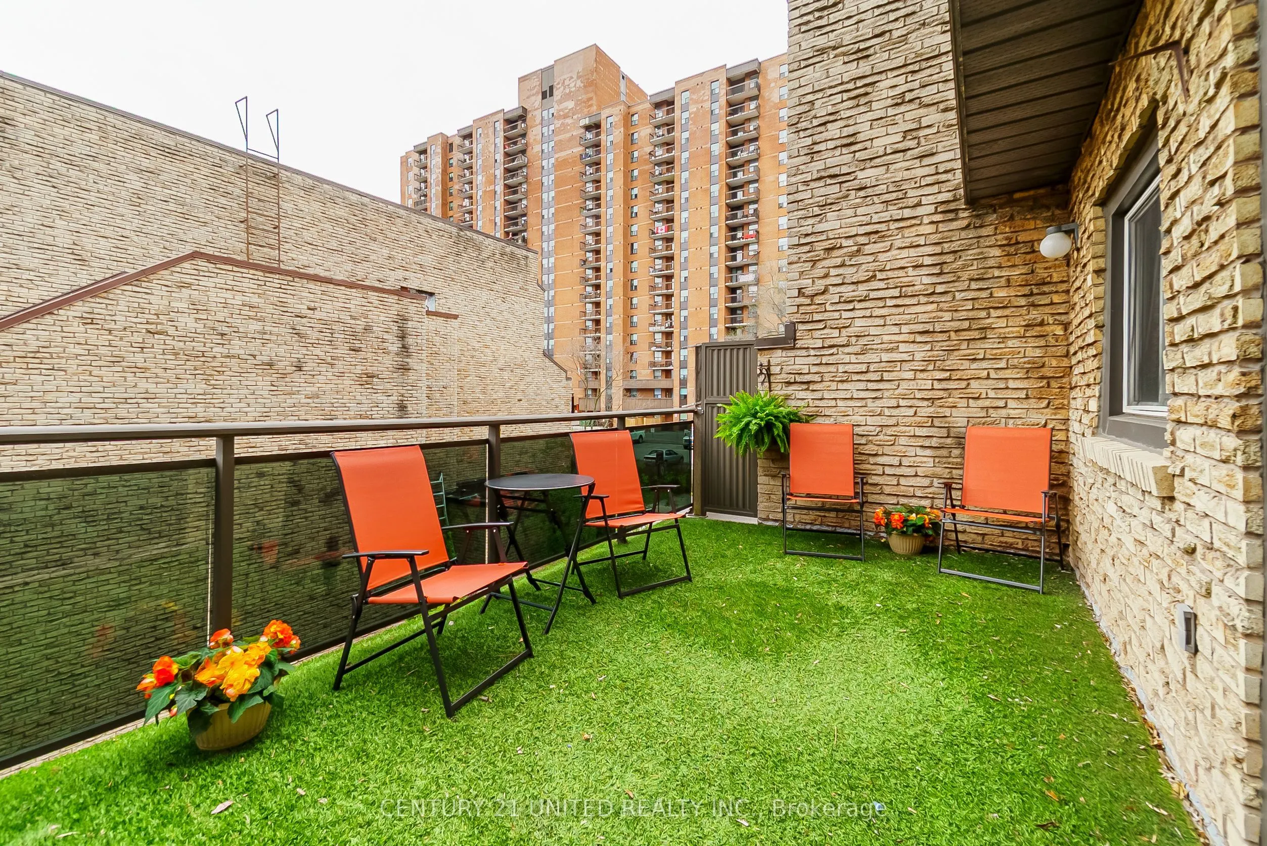 140 Ling Road, #101