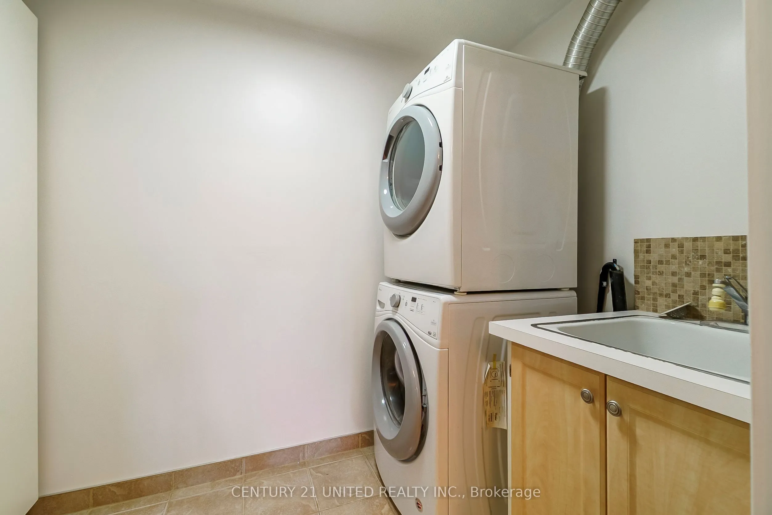 140 Ling Road, #101
