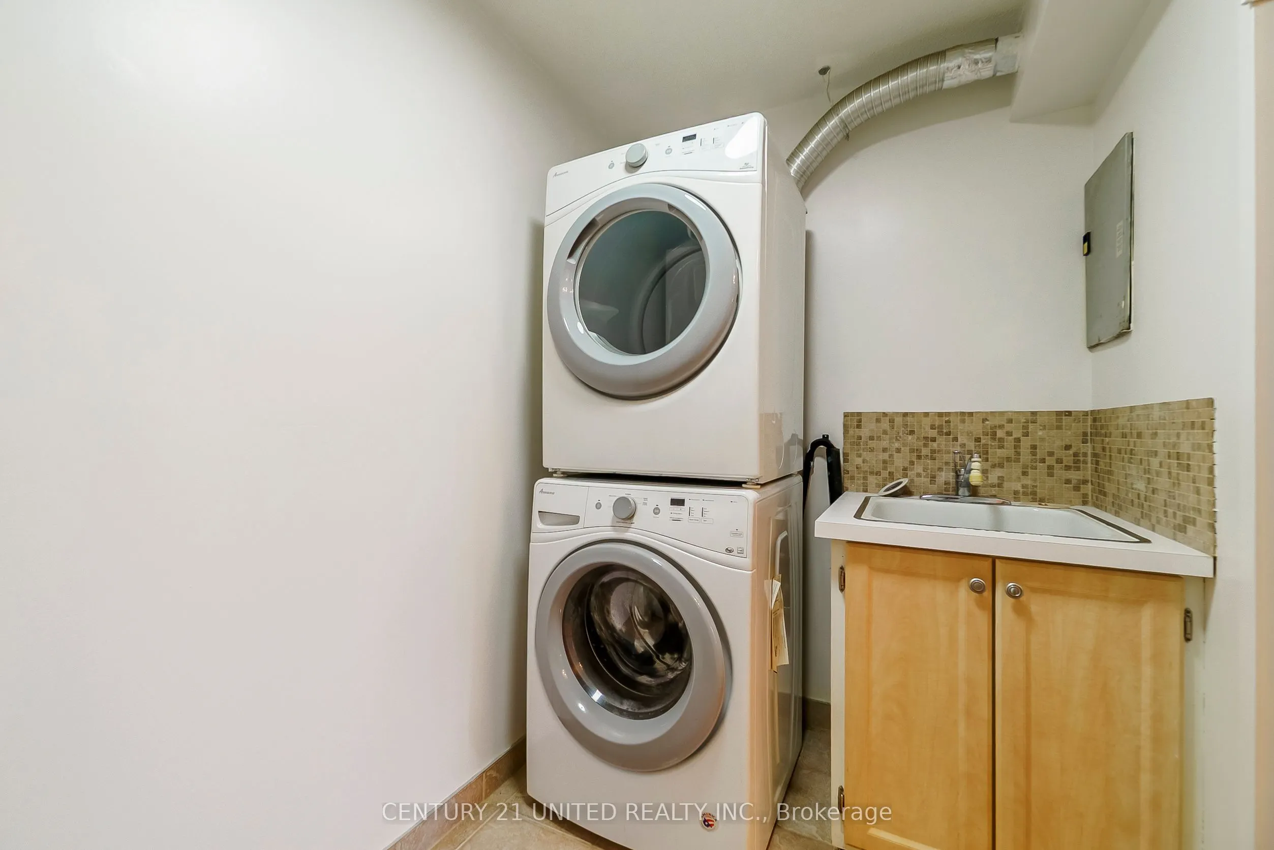 140 Ling Road, #101