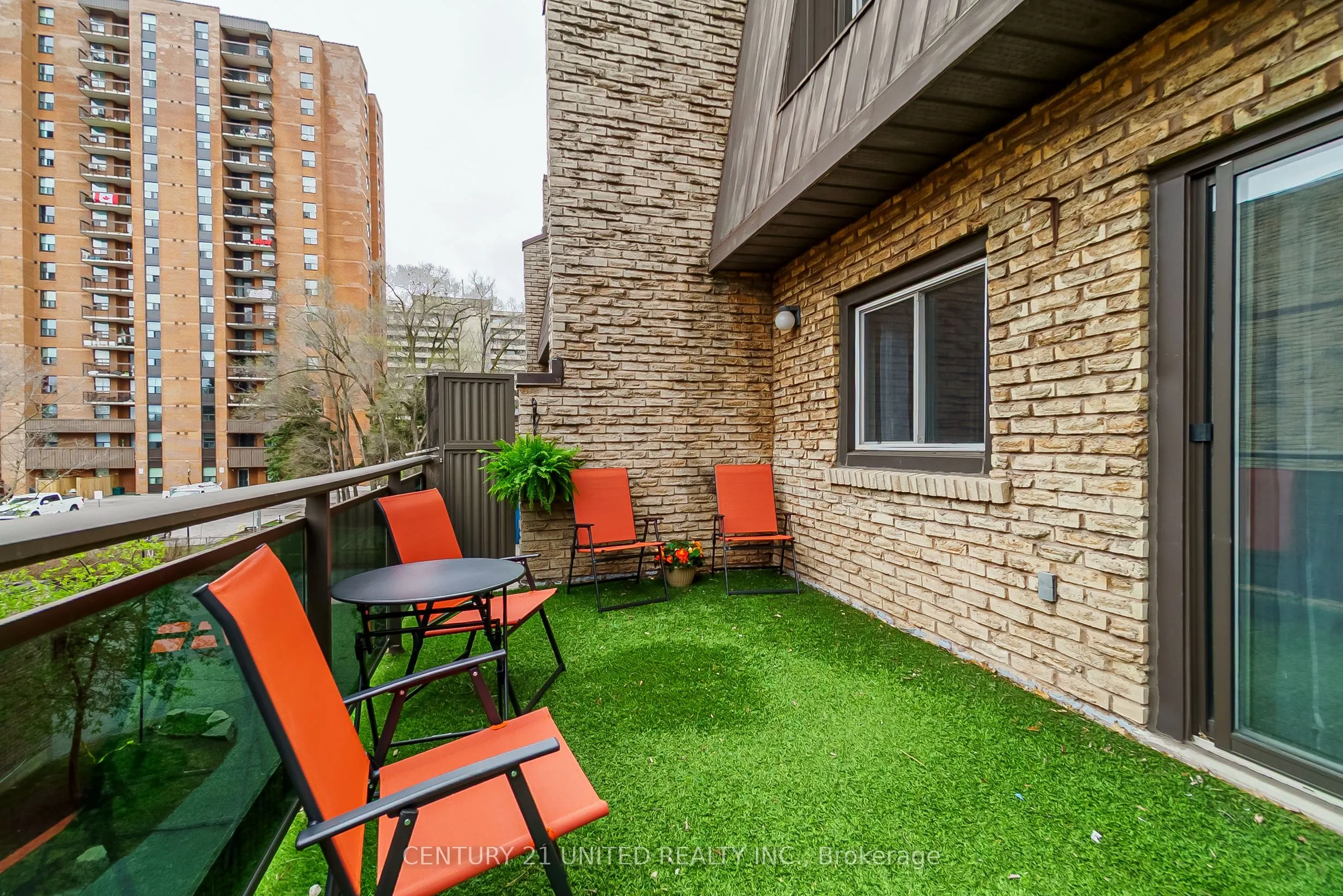 140 Ling Road, #101