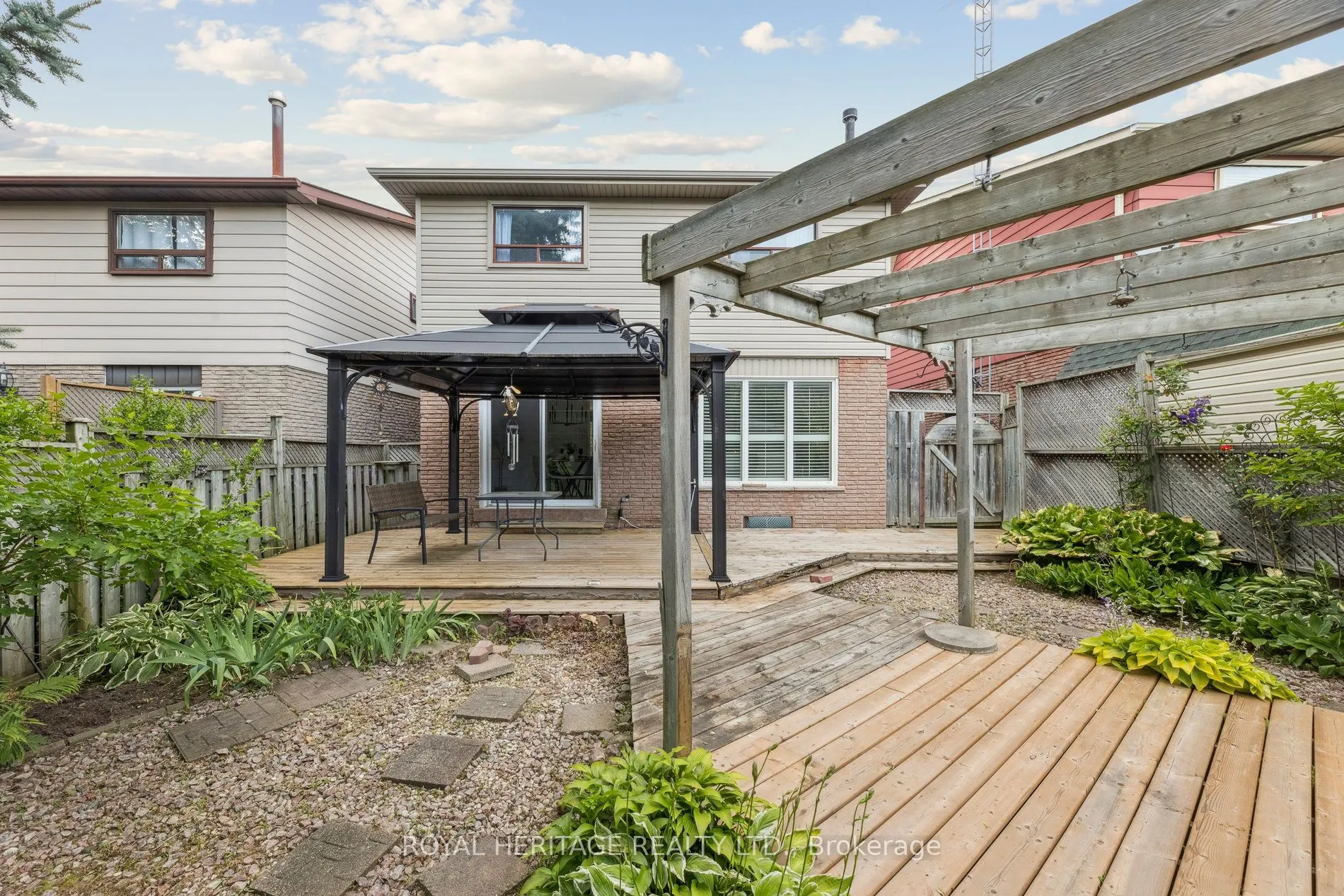 606 Stonebridge Lane
