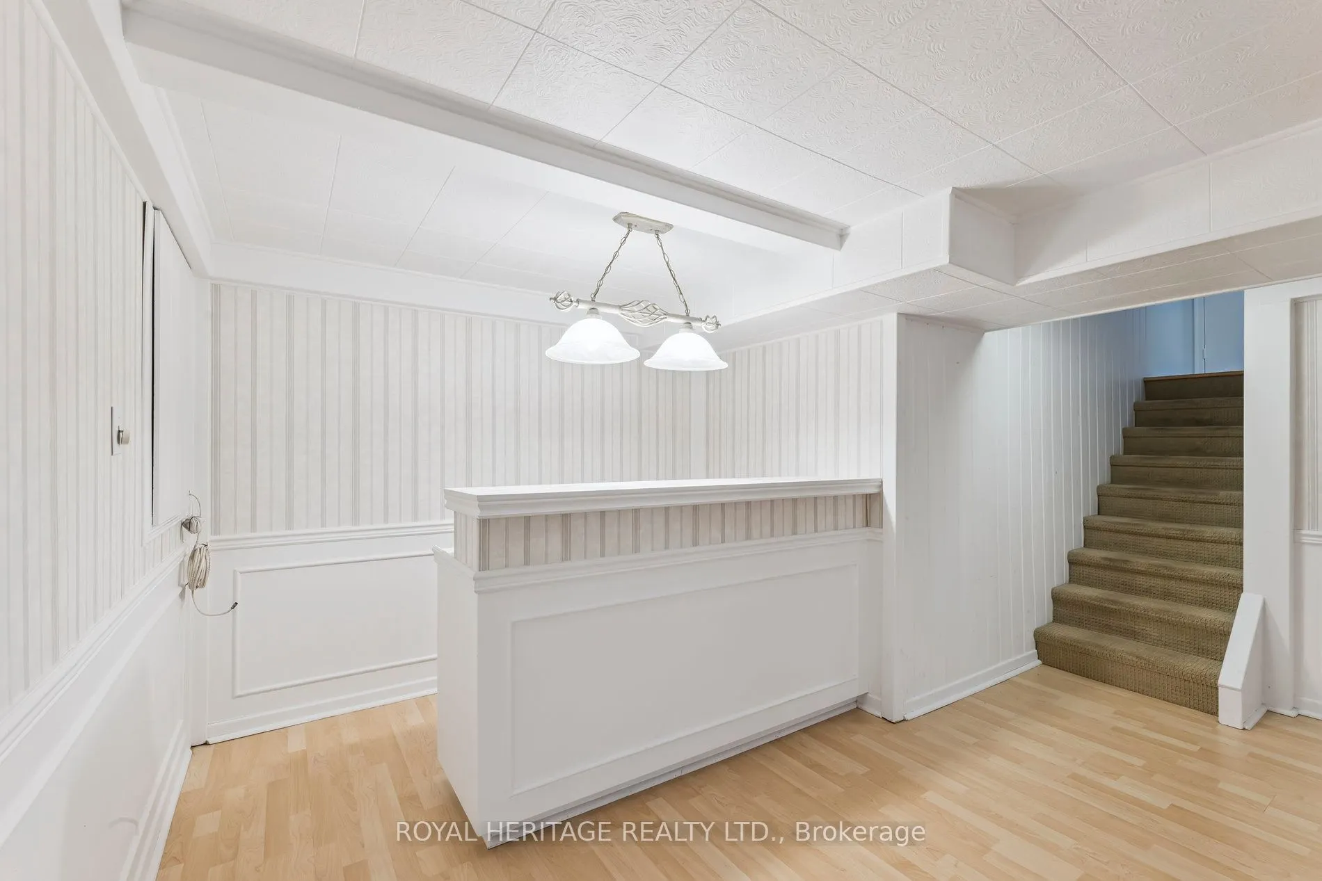 606 Stonebridge Lane