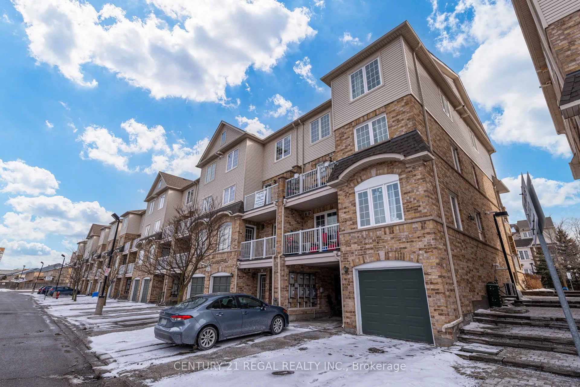 42 Pinery Trail, #109