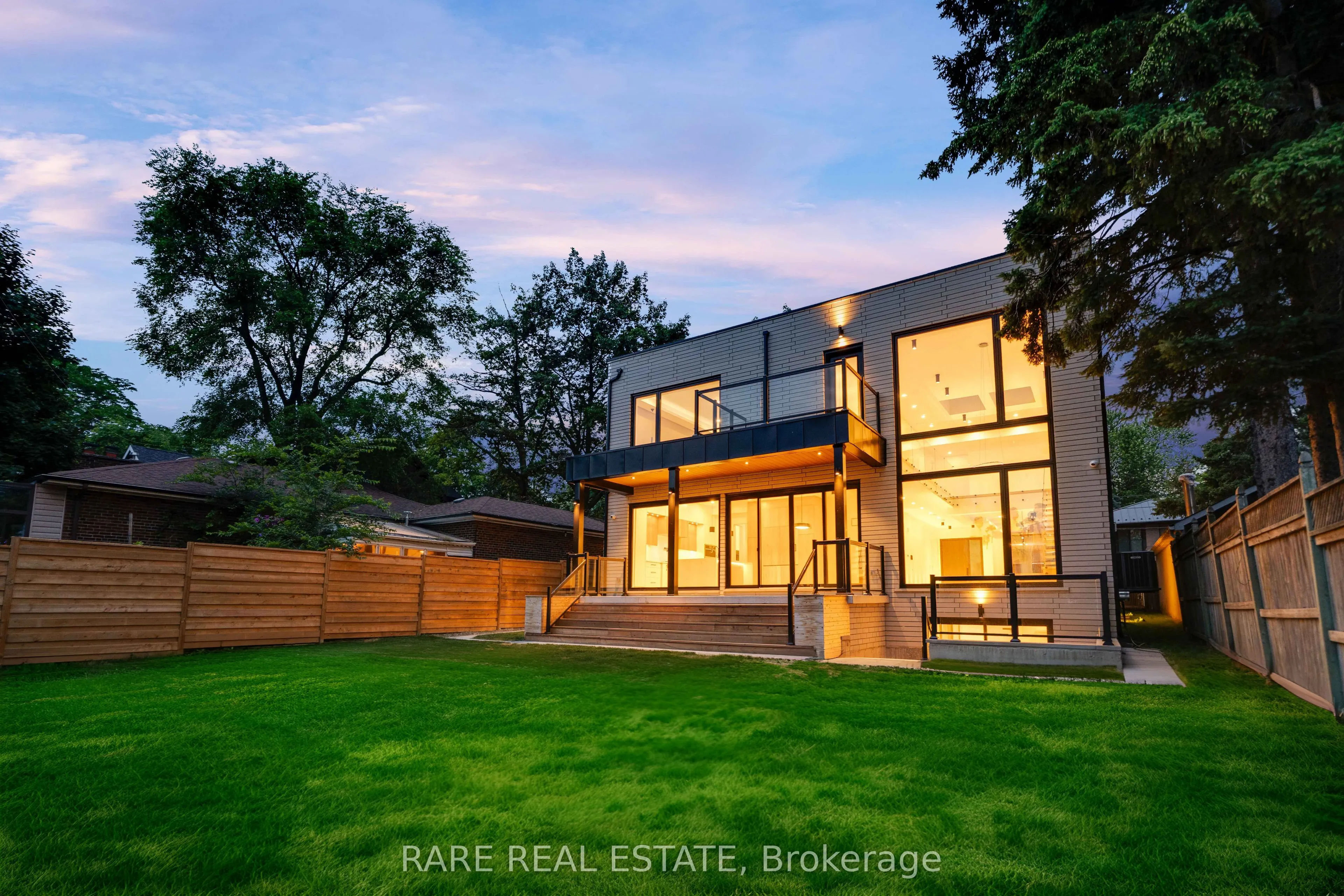 29 Cliffcrest Drive