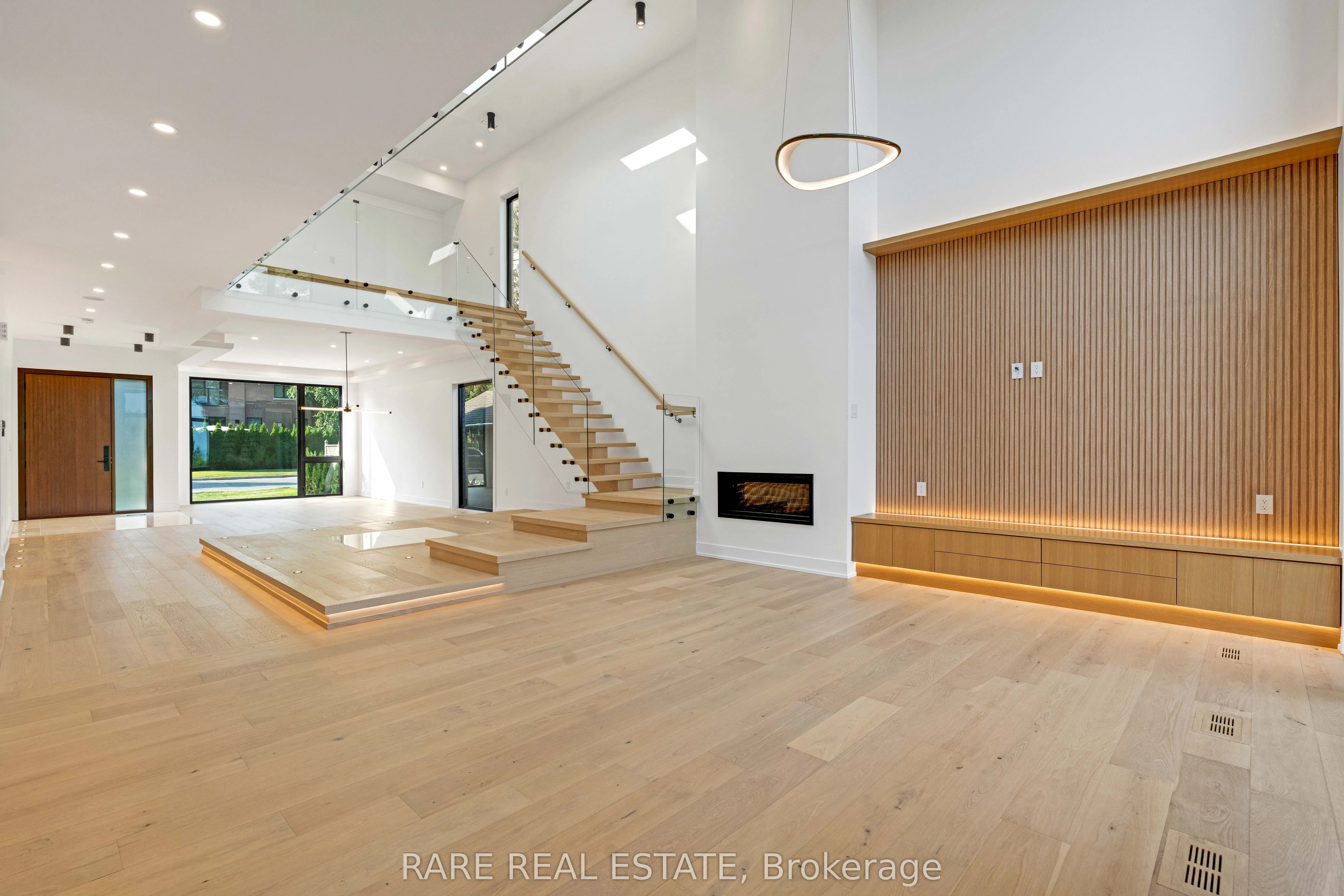 29 Cliffcrest Drive