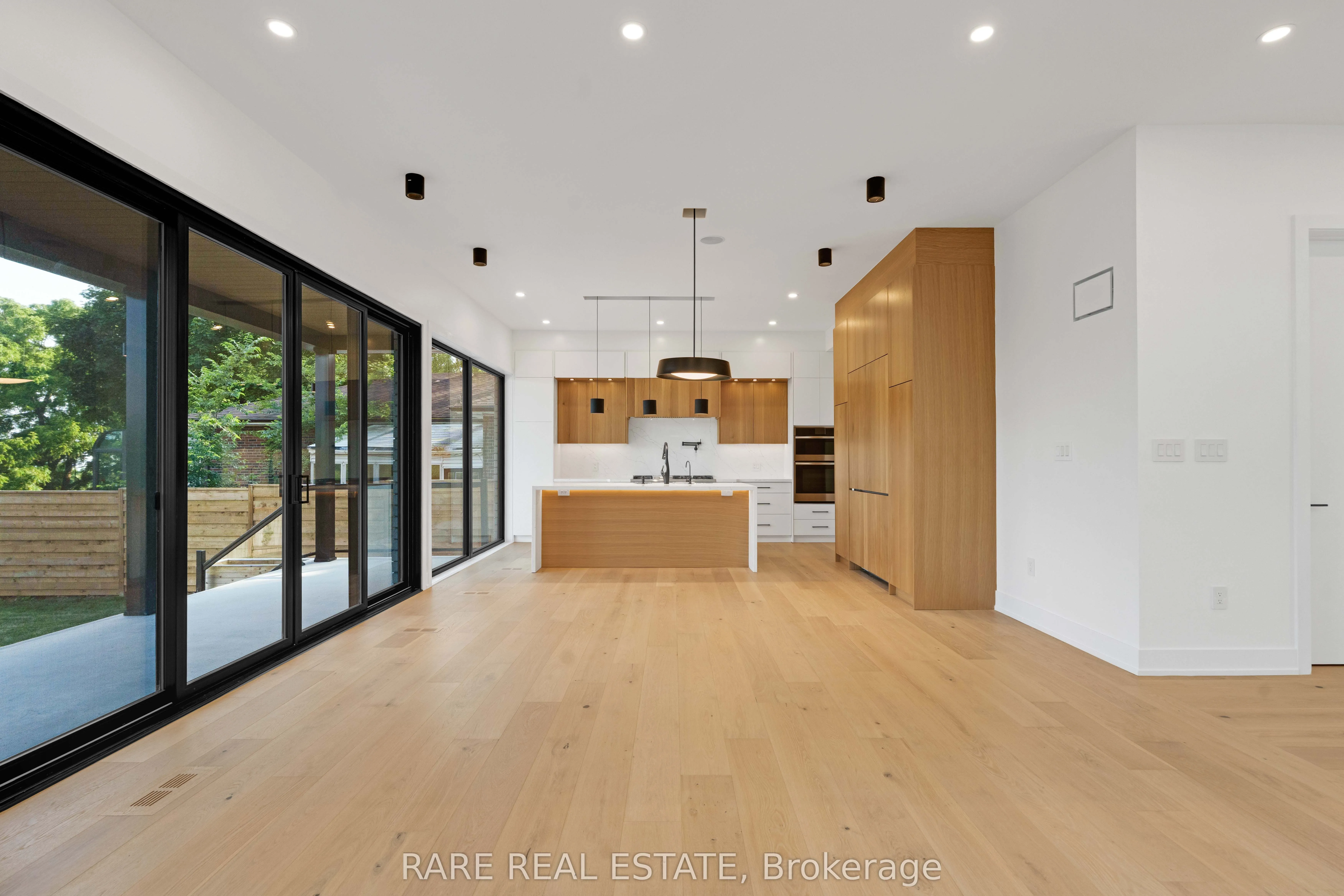 29 Cliffcrest Drive