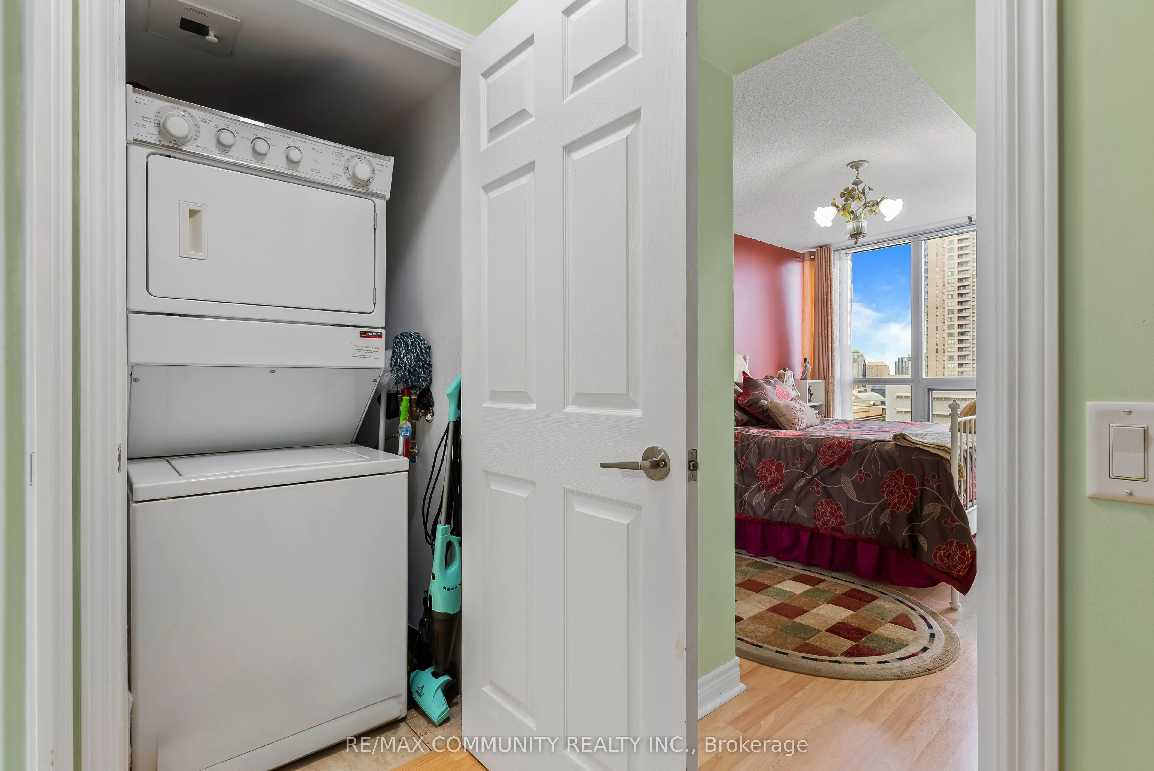 83 Borough Drive, #809