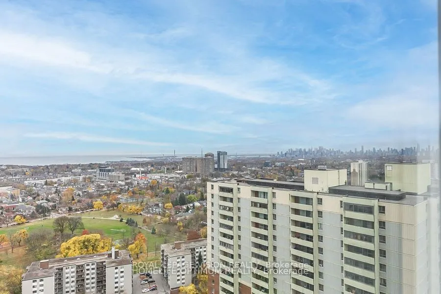 3 Massey Square, #3605