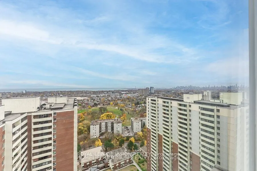 3 Massey Square, #3605