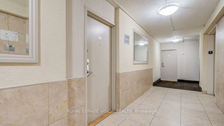 3 Massey Square, #3605