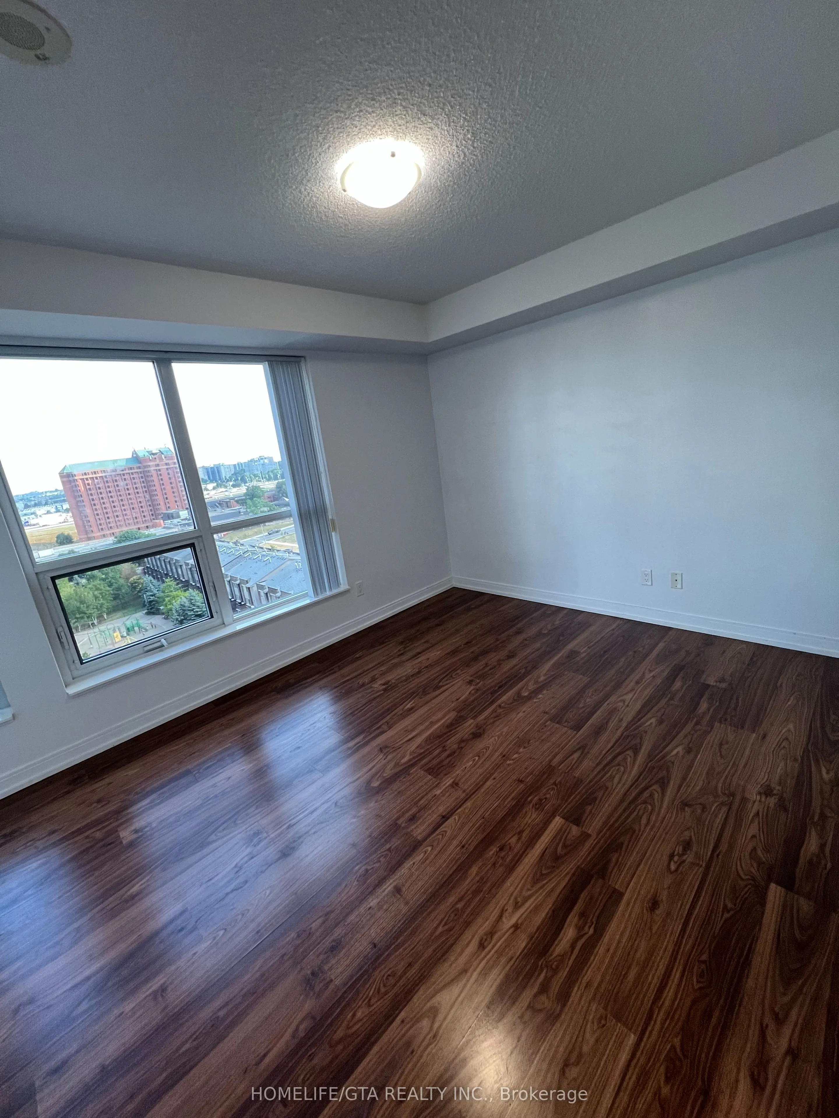 255 Village Green Square, #1102