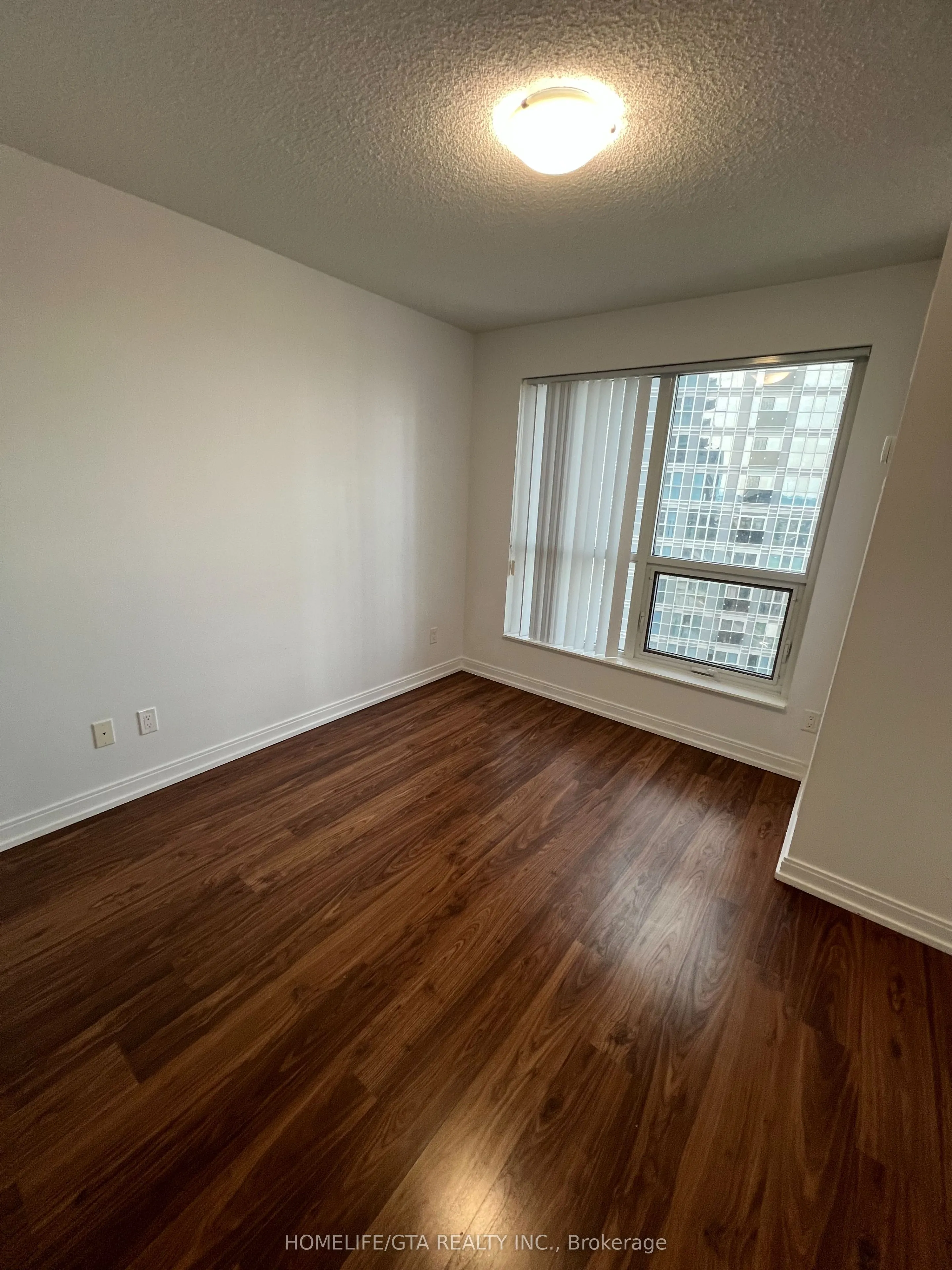 255 Village Green Square, #1102