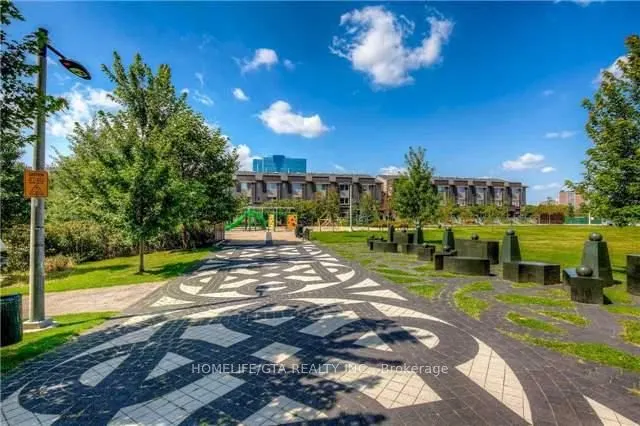 255 Village Green Square, #1102