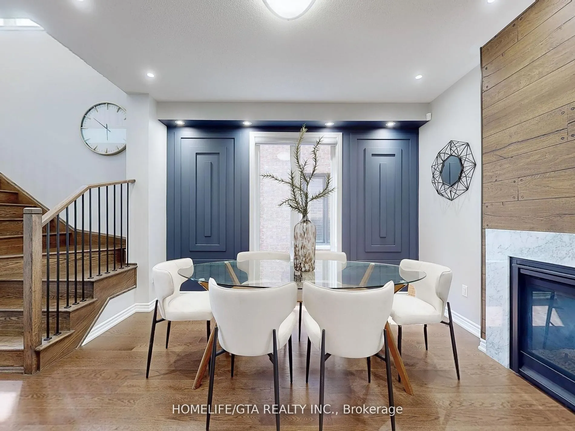 524 Coronation Road