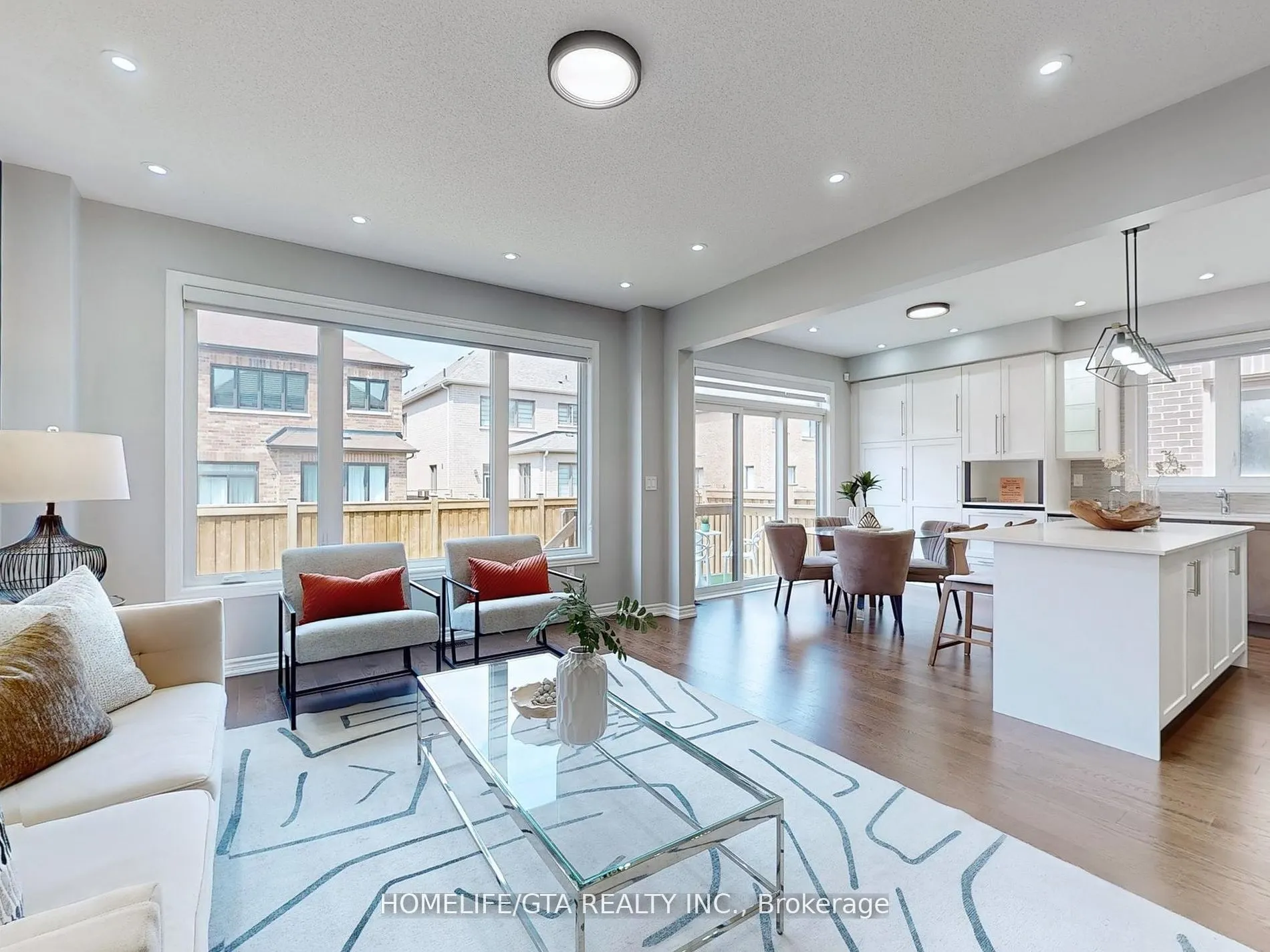 524 Coronation Road