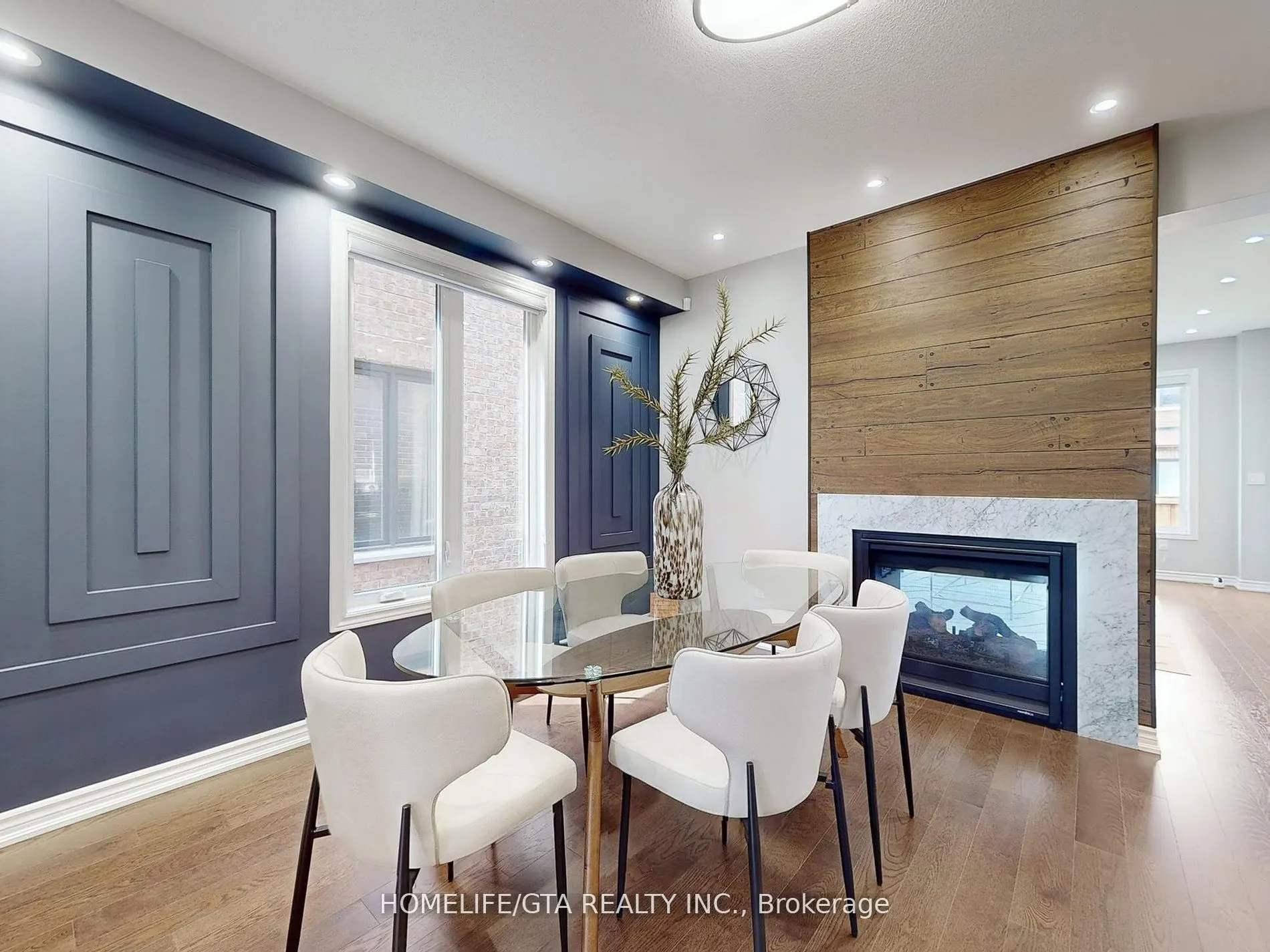 524 Coronation Road