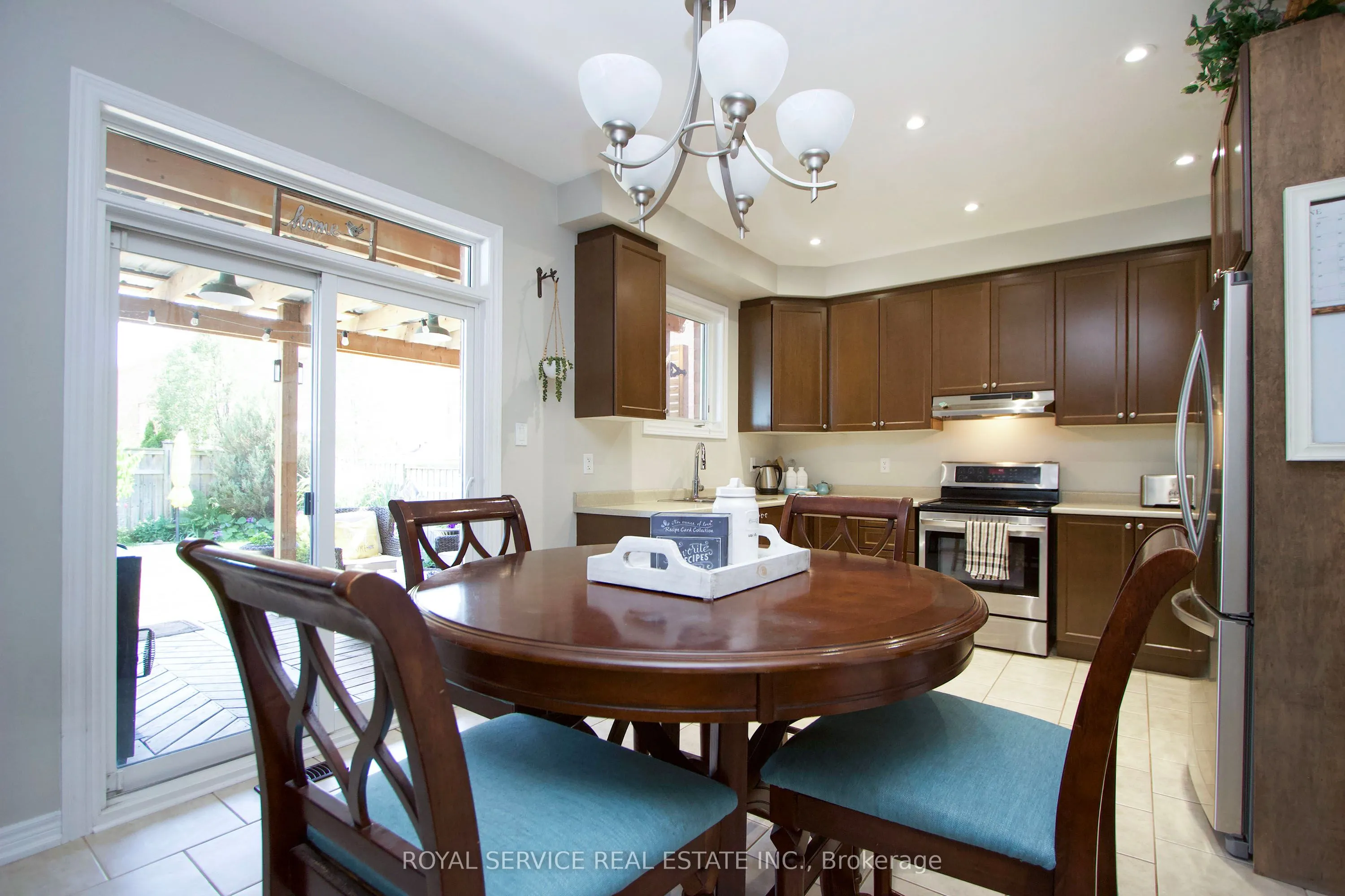 15 Thomas Woodlock Street