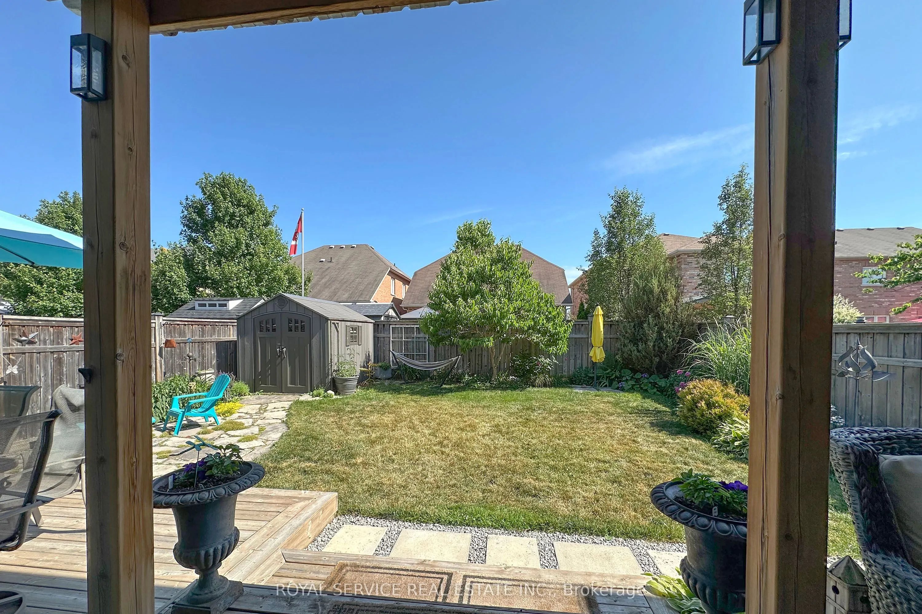 15 Thomas Woodlock Street