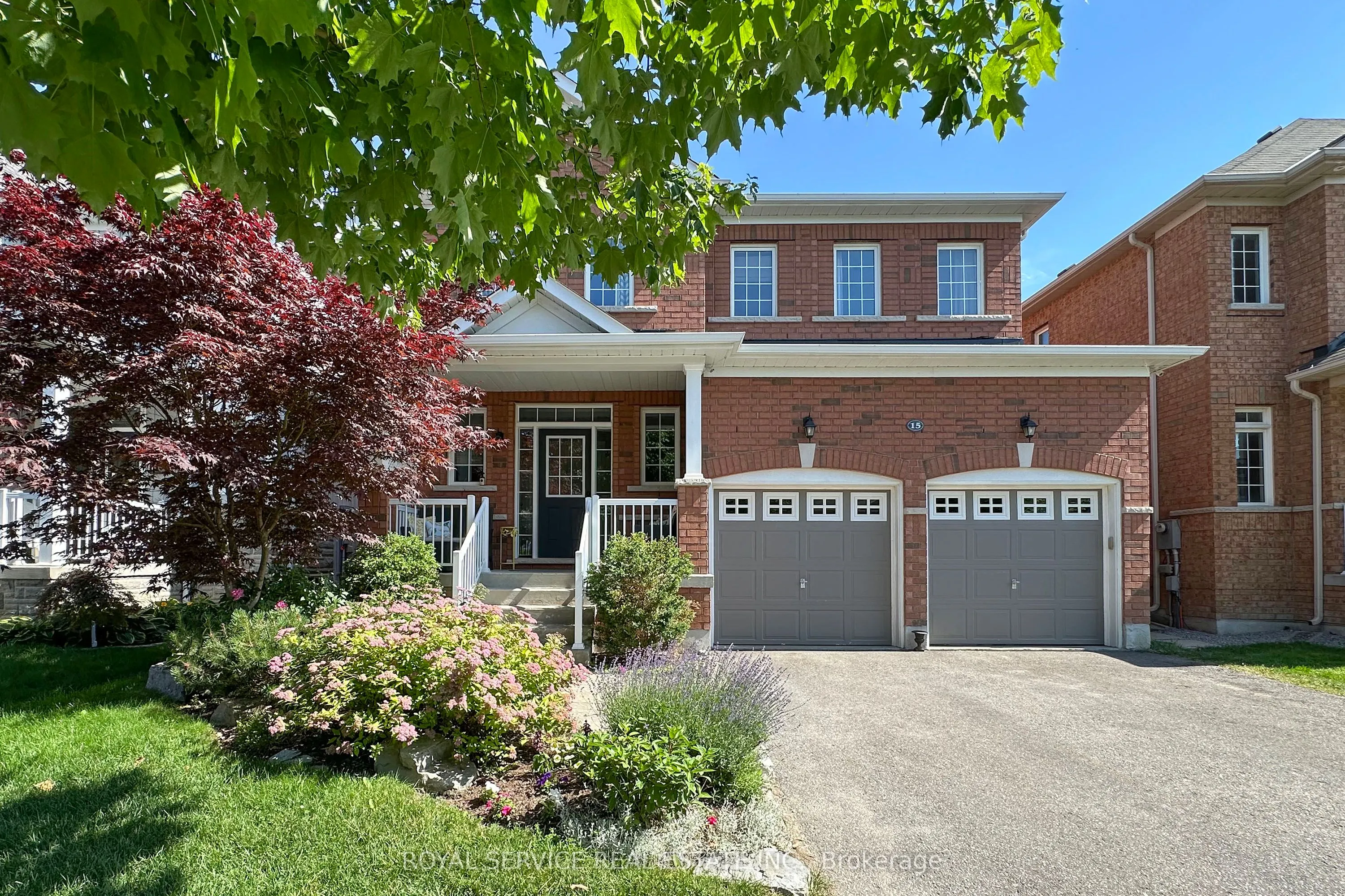 15 Thomas Woodlock Street