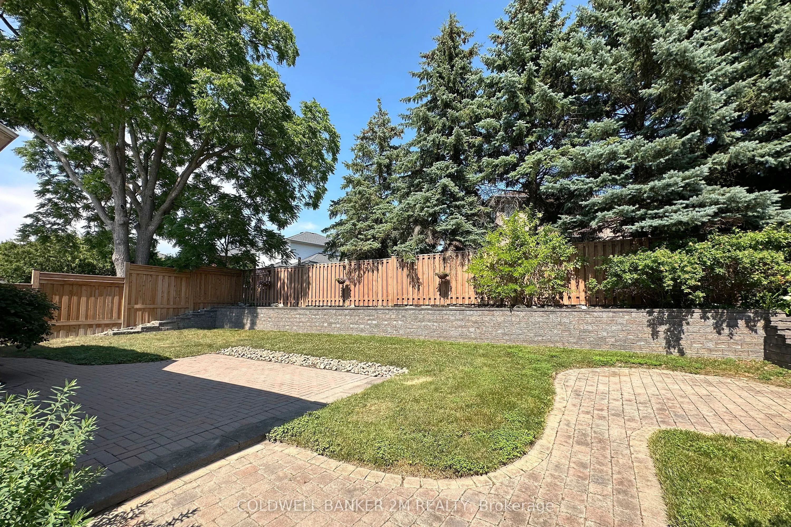 17 Mac Carl Crescent