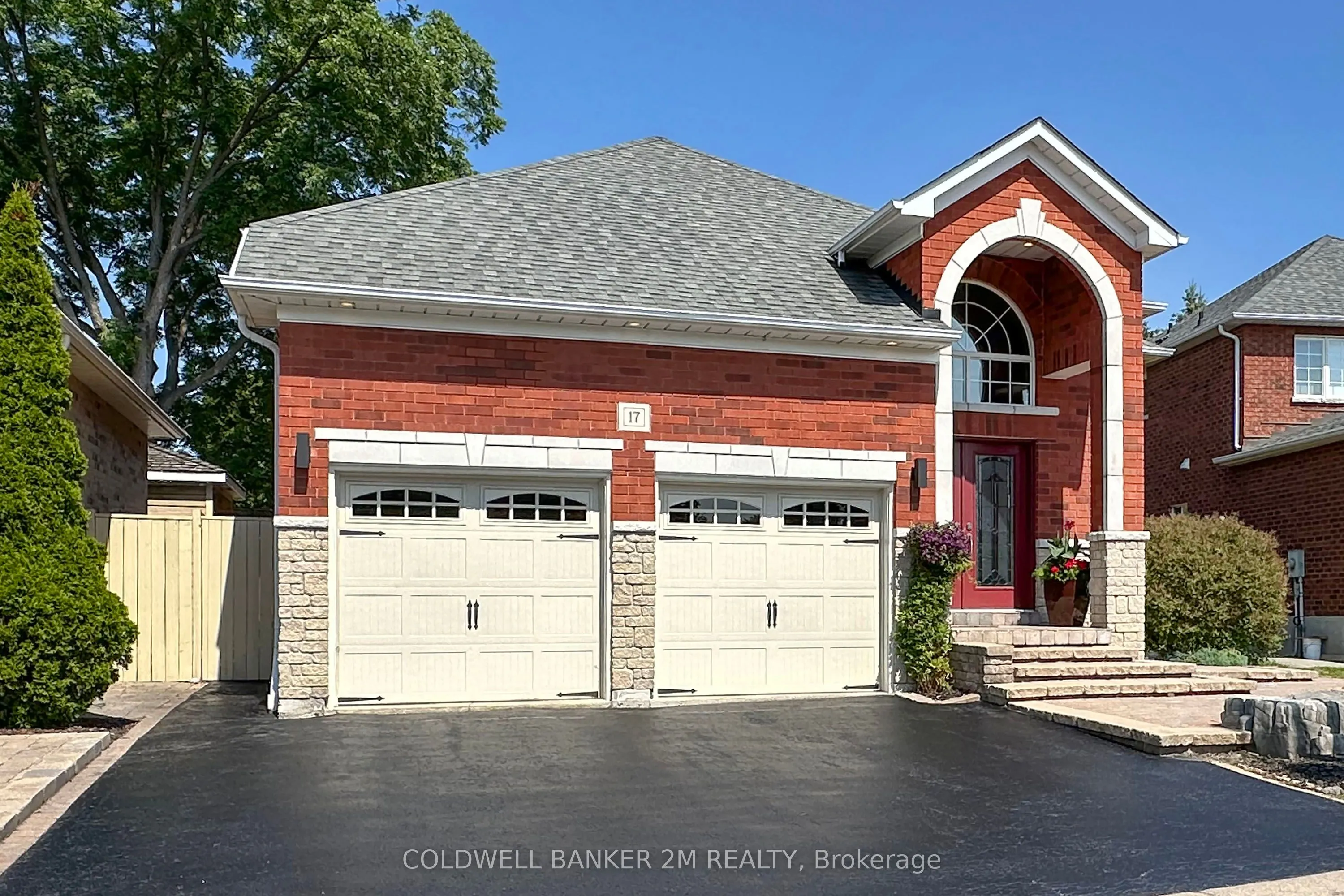 17 Mac Carl Crescent