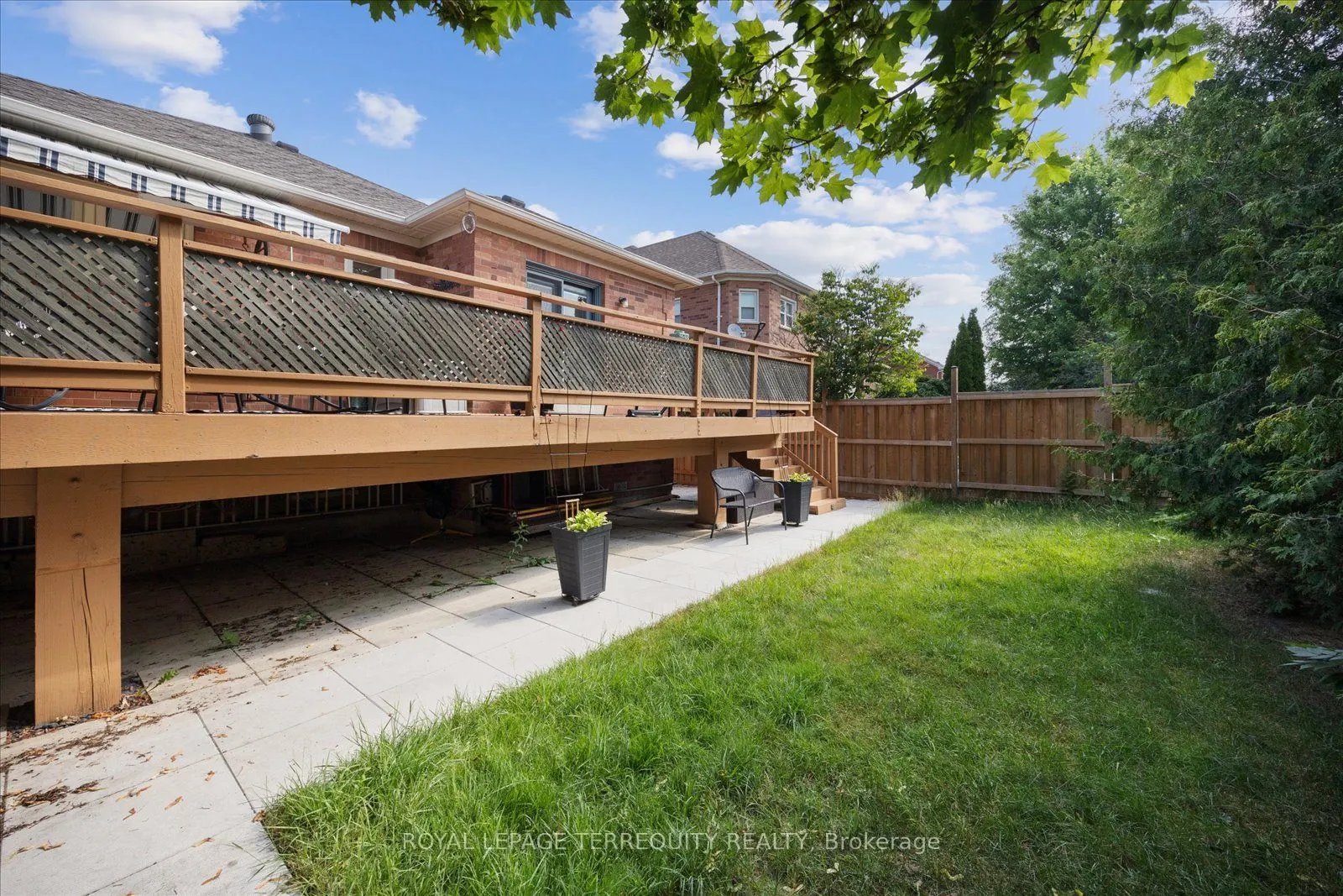 15 Waring Avenue