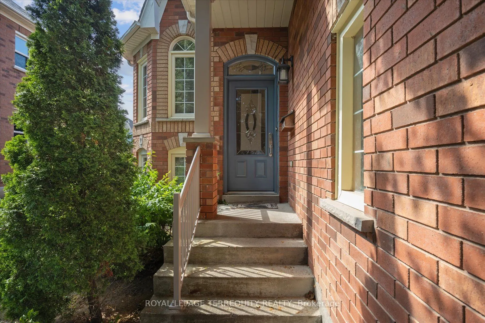 15 Waring Avenue