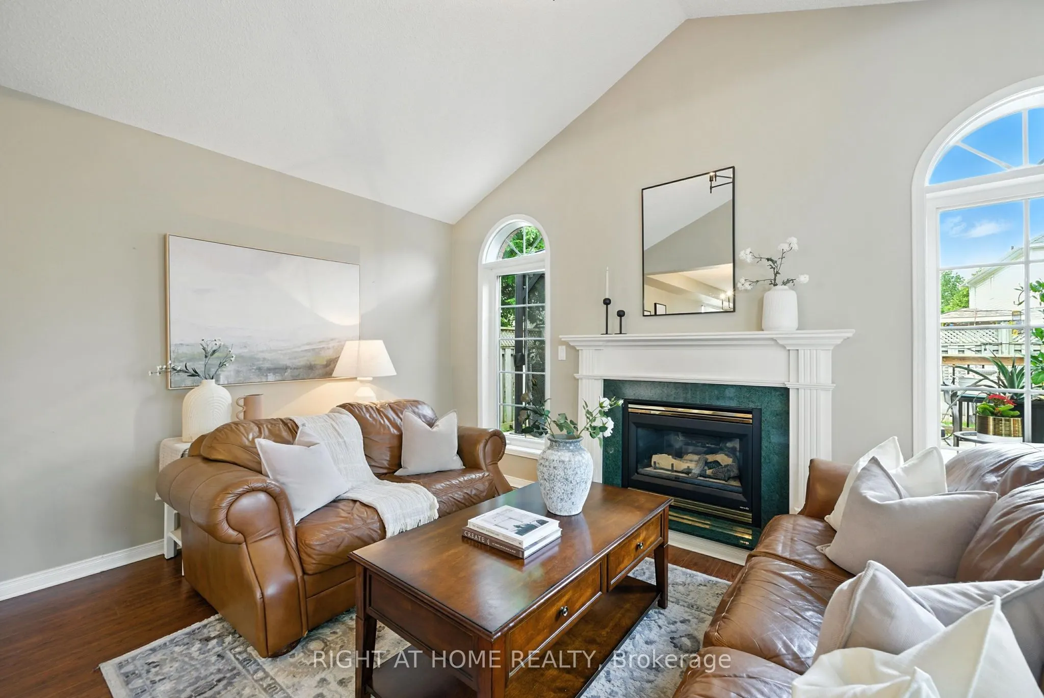 524 Hartgrove Lane