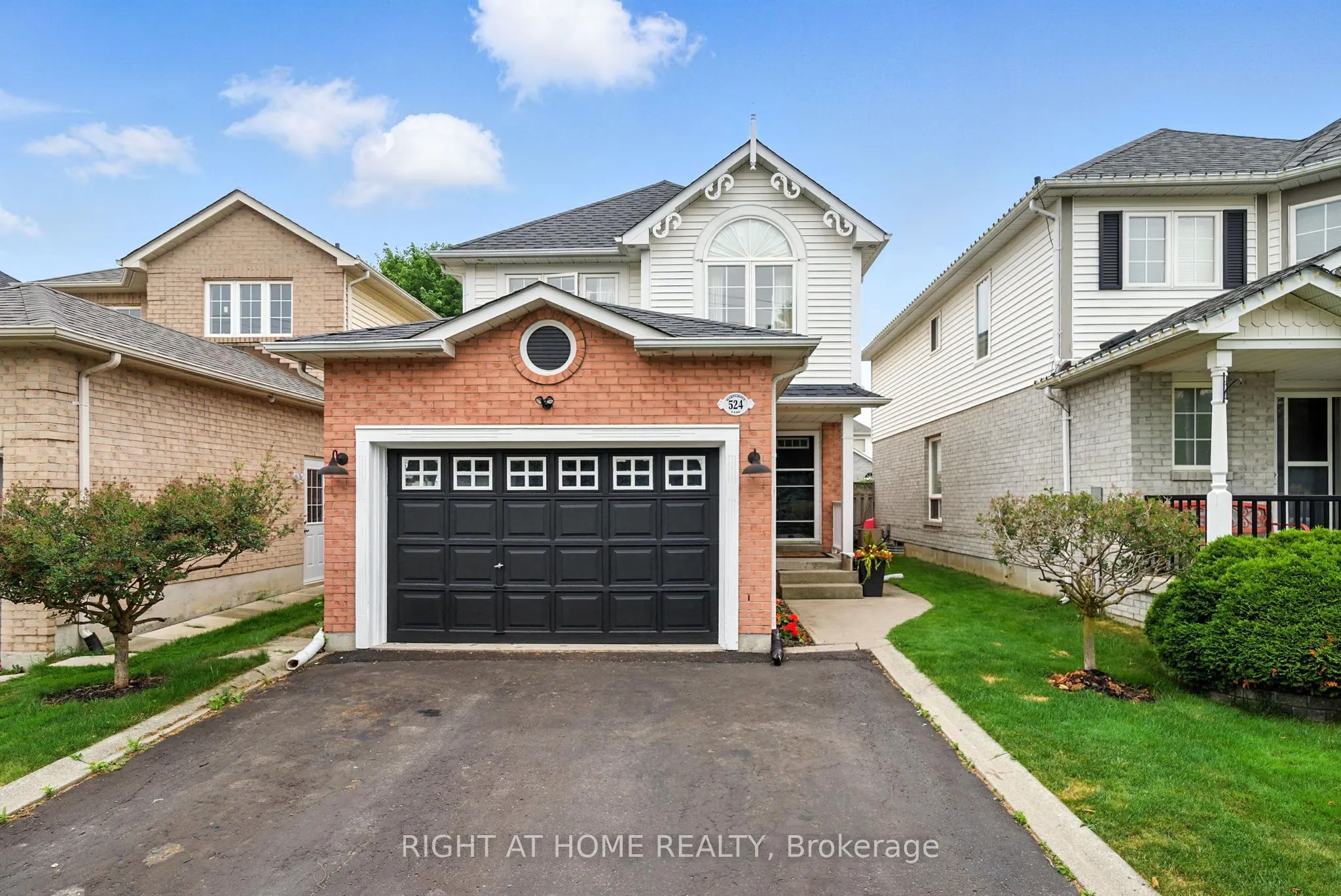 524 Hartgrove Lane