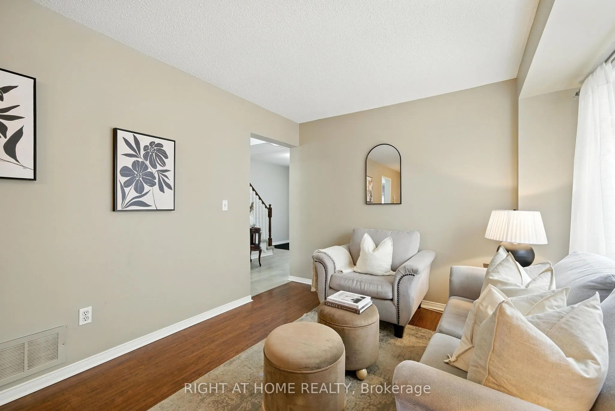 524 Hartgrove Lane