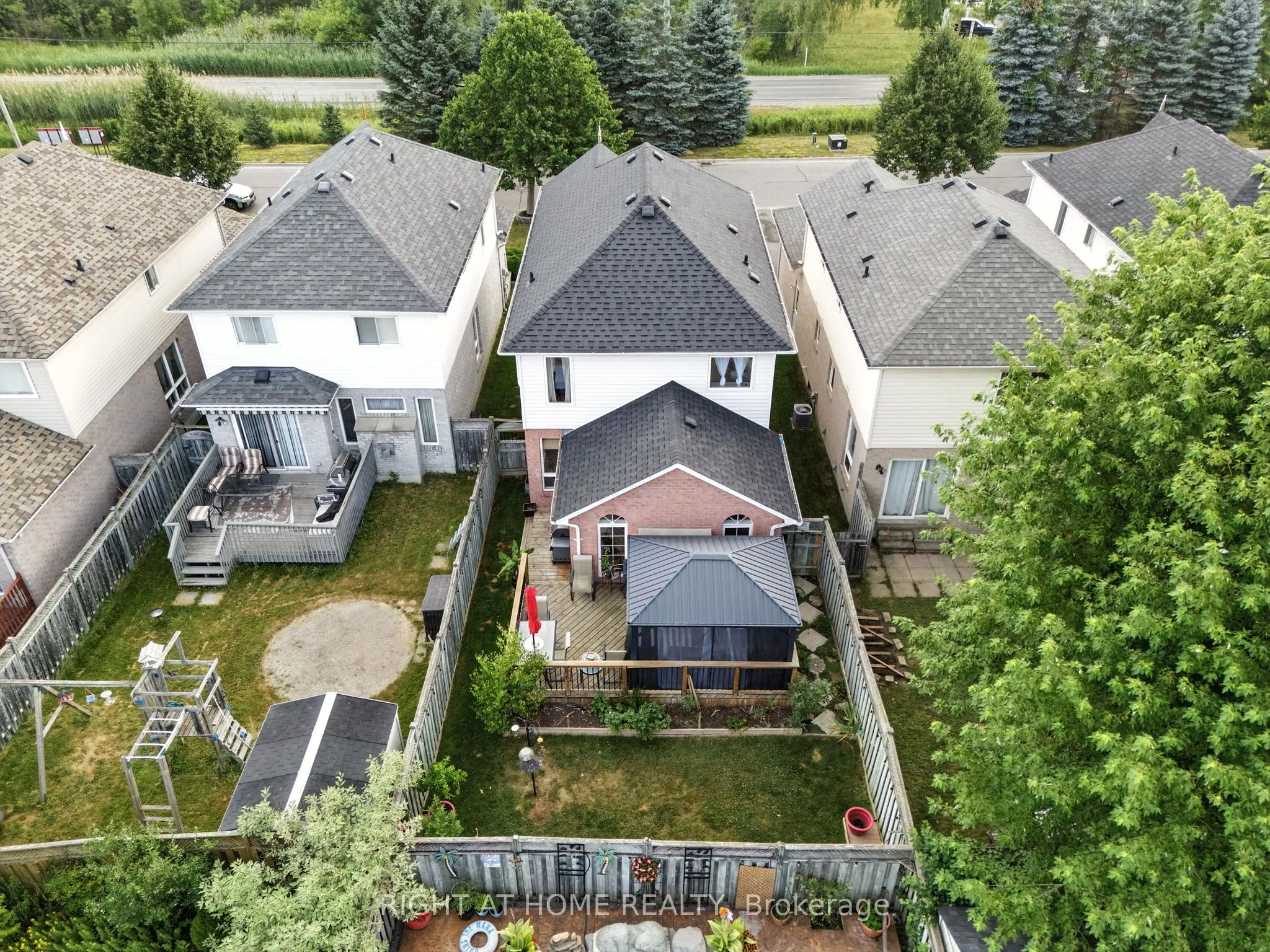 524 Hartgrove Lane